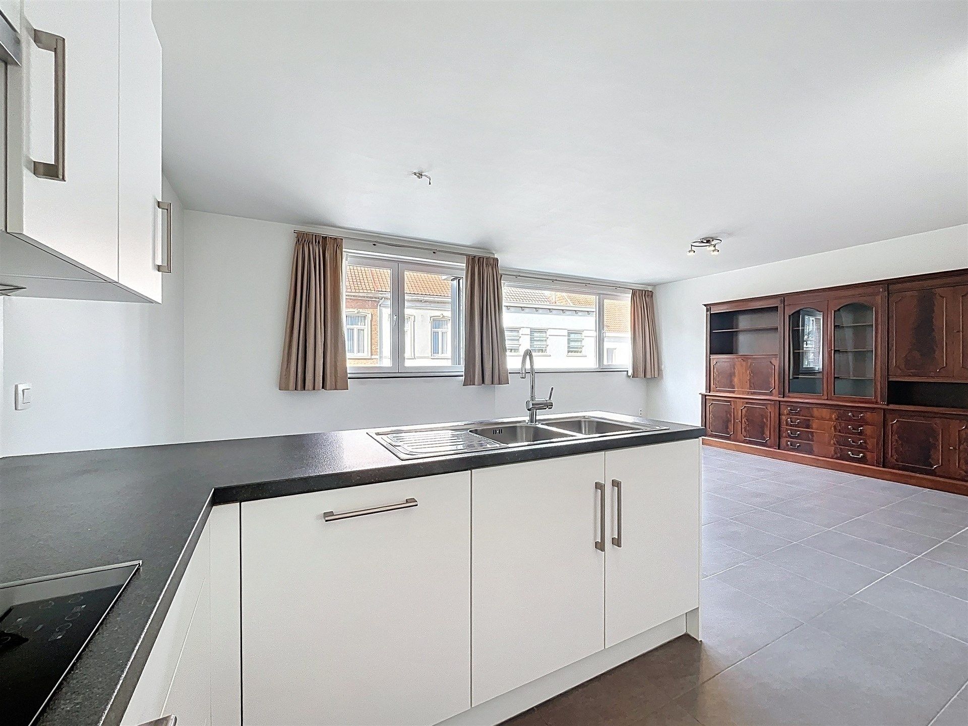 2-slaapkamerappartement met garagebox en aparte berging foto 4