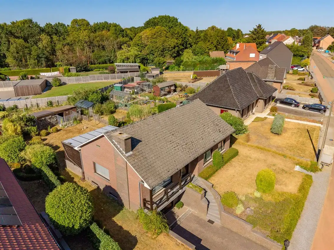 Vrijstaande gelijkvloerse woning, EPC D, 3 slpks op 9a42 met ruime kelder en inpandige garage foto 20