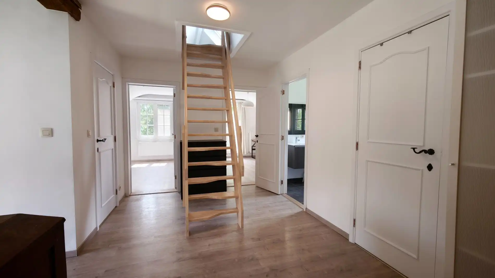 Sprookjesachtig wonen in een groene oase foto 12