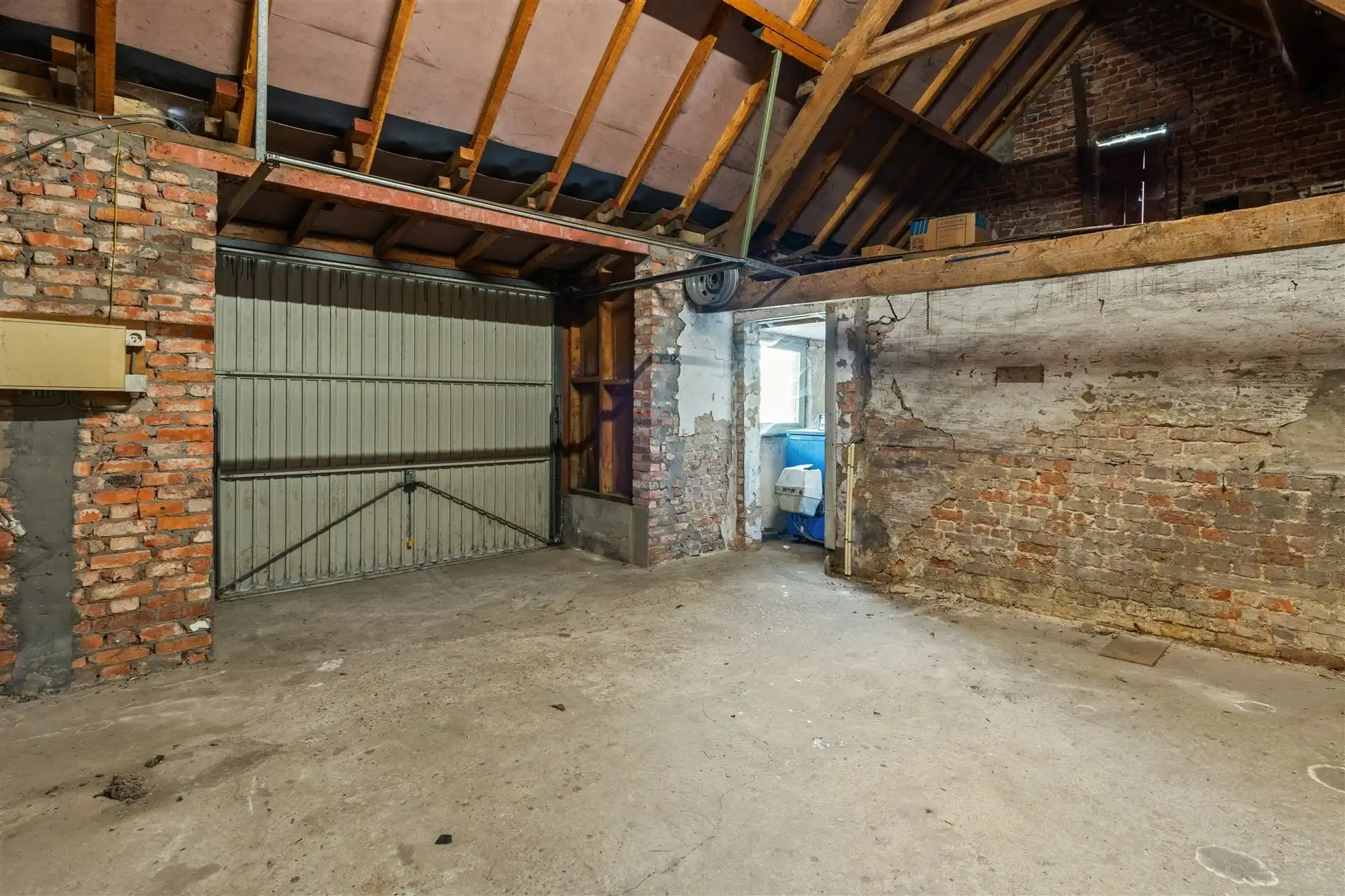 halfopen bebouwing met leuke tuin foto 11