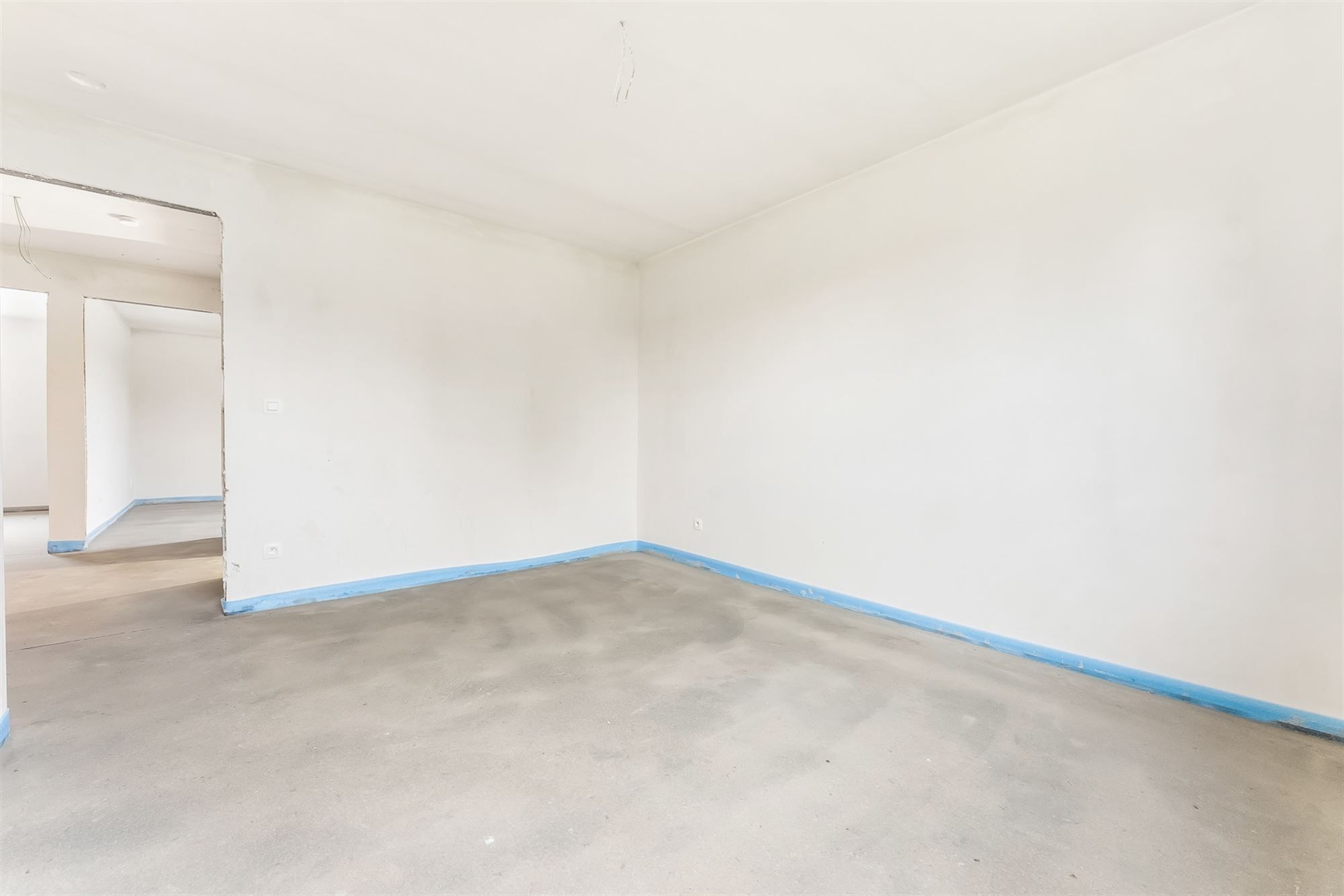 VOLLEDIG AFGEWERKTE NIEUWBOUWWONING IN DOODLOPENDE STRAAT foto 18