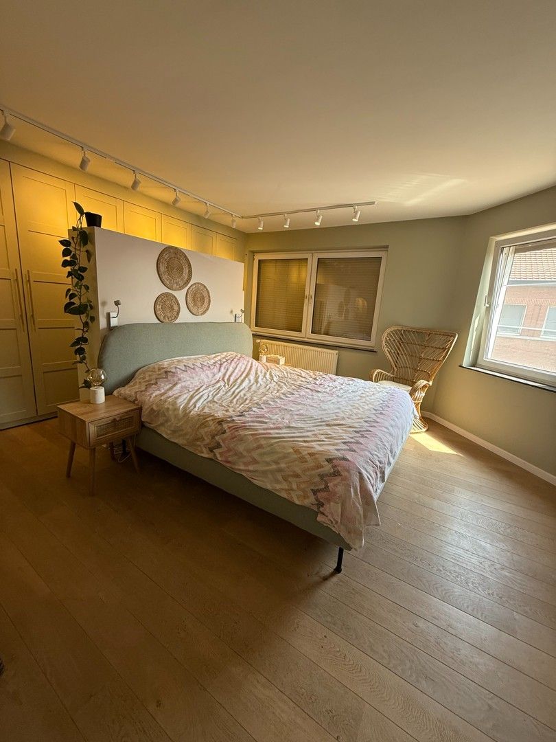 Prachtig appartement met 3 slaapkamers, terras en autostaanplaats op wandelafstand van het centrum van Hasselt. foto 18