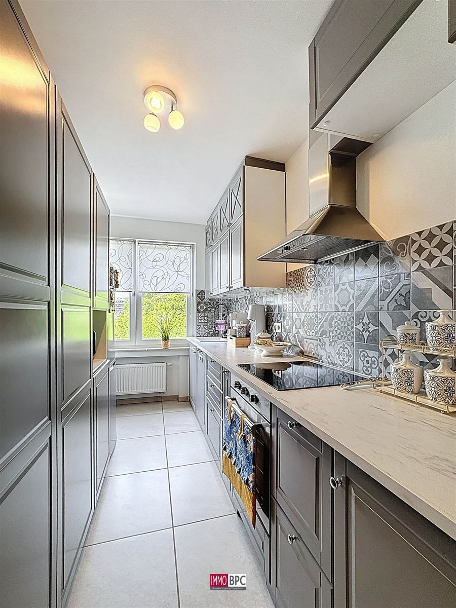 Instapklaar, ruim appartement met 2 slaapkamers, kelder en garage inbegrepen foto 13