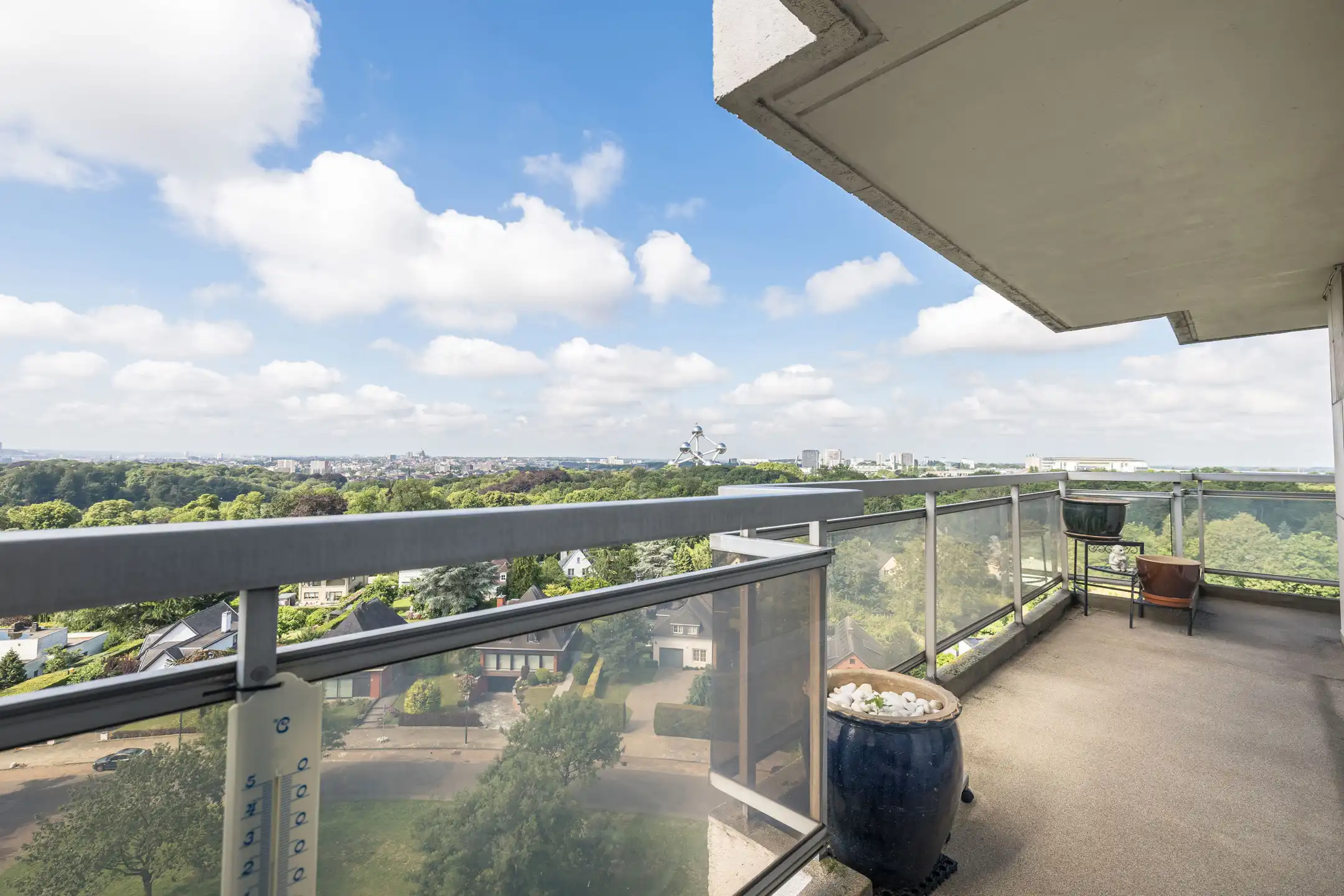 Prachtig appartement met 2 slaapkamers + garage foto 16