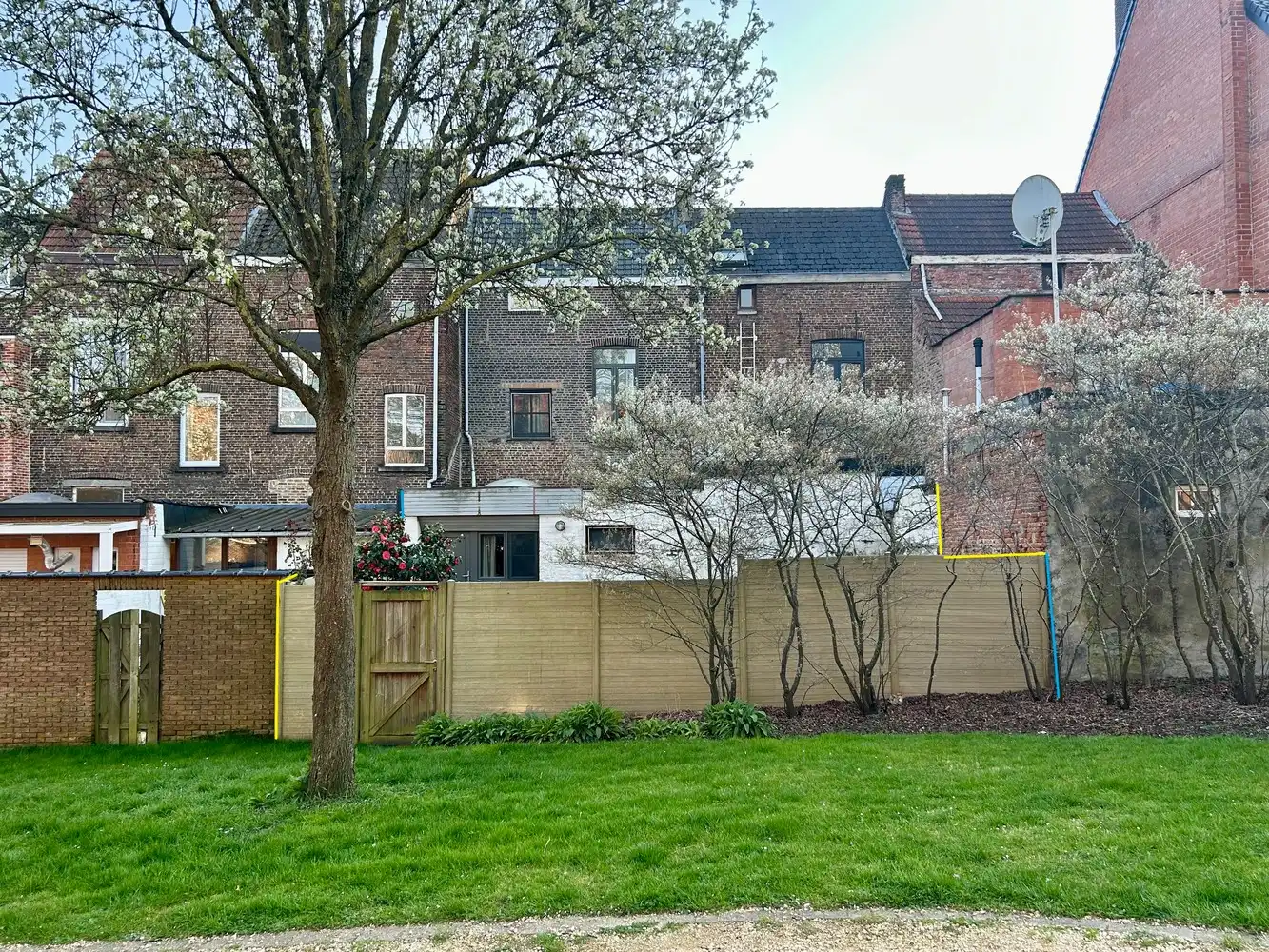 Gezellige rijwoning met prachtige stadstuin en achteruitgang nabij centrum Leuven foto 8
