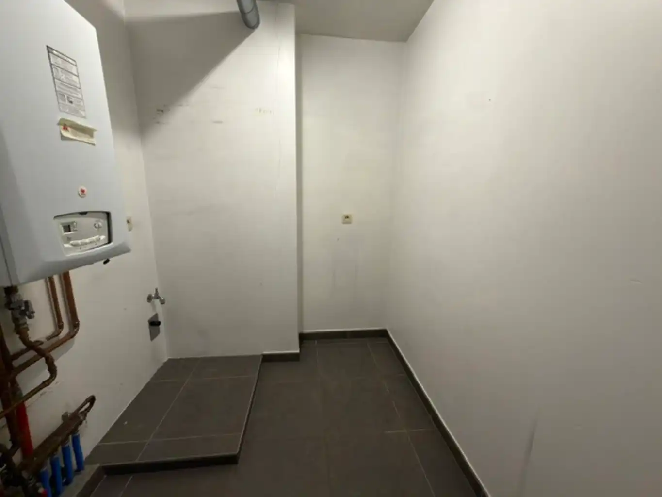 Duplex appartement met kelder en overdekte autostaanplaats foto 9