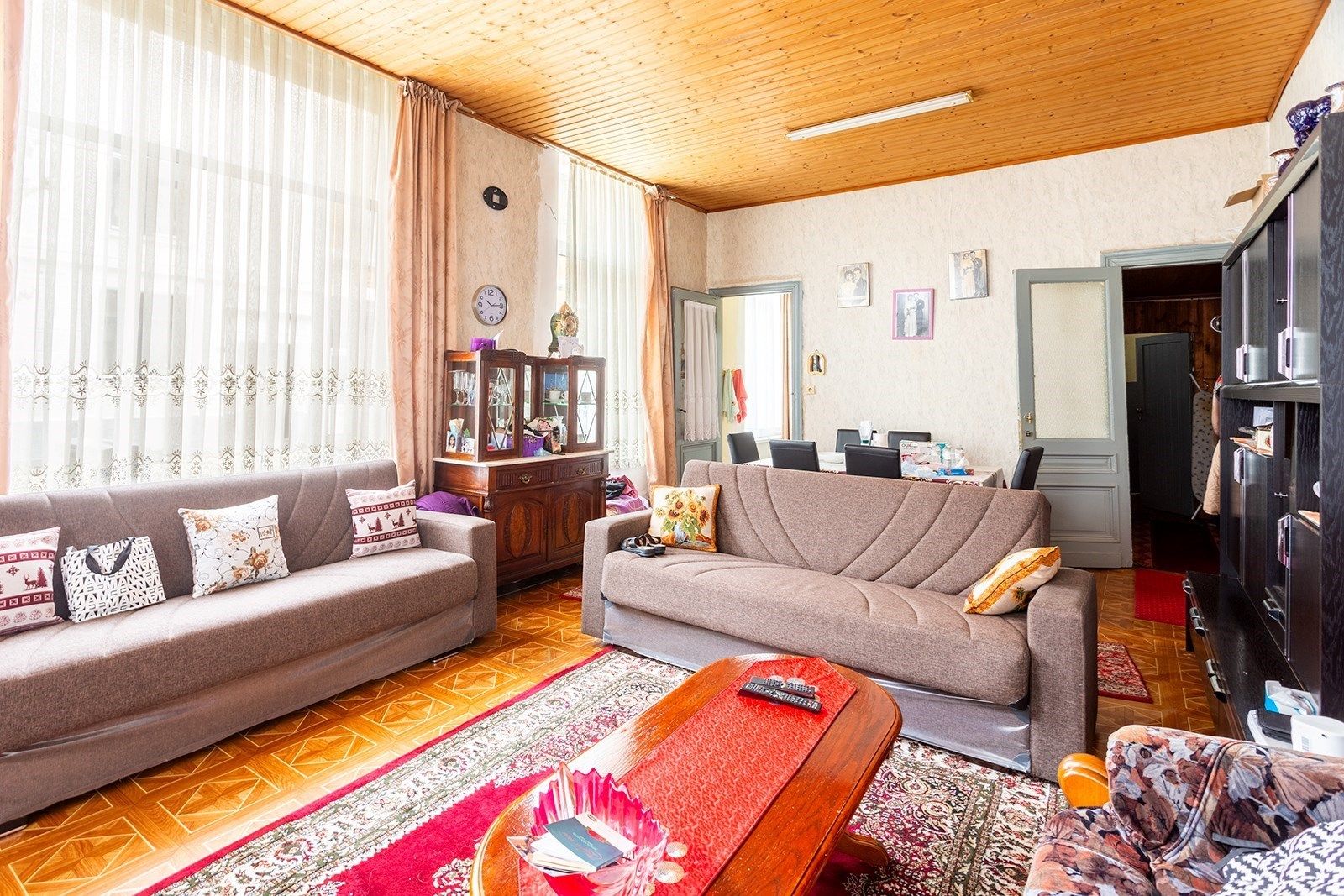 Te renoveren ruime woning op toplocatie nabij ’t Zuid foto 4