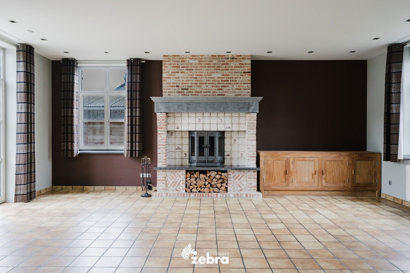 Prachtige charmante villa op een toplocatie te Rumbeke! foto {{pictureIndex}}