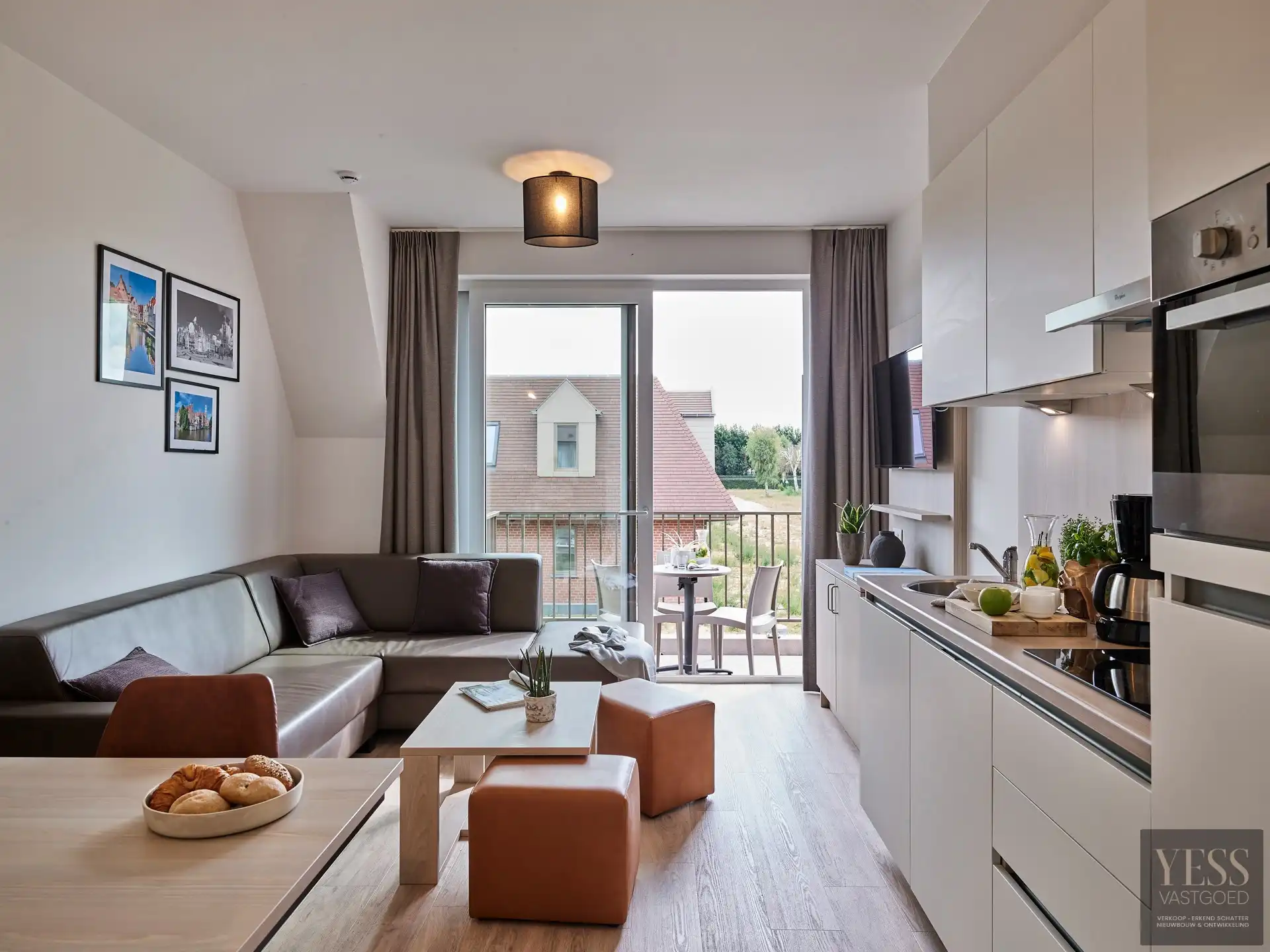 Investering: suite met balkon en mooi uitzicht te Jabbeke foto 8