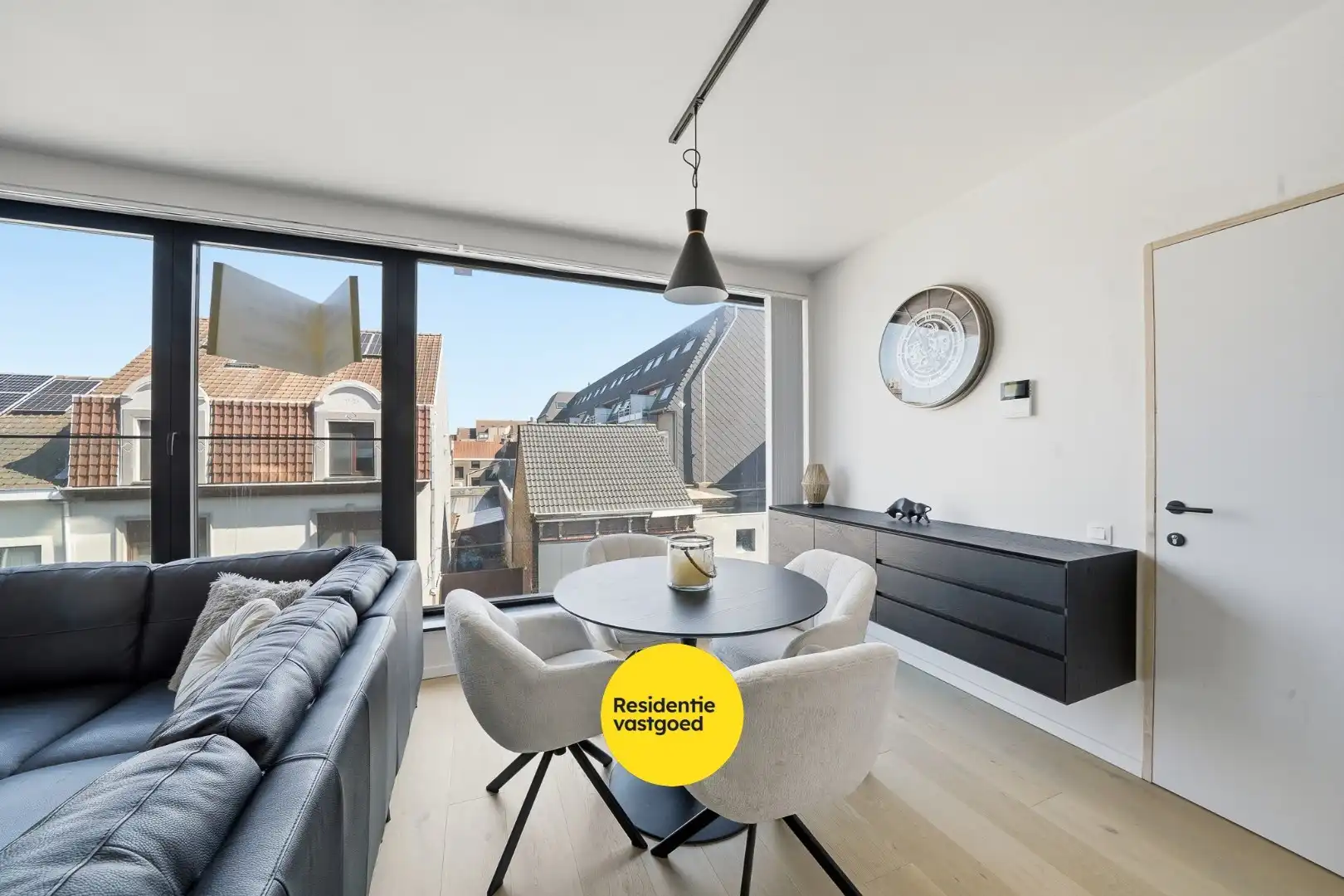 Modern energiezuinig 2-slaapkamerappartement te Bredene foto 3