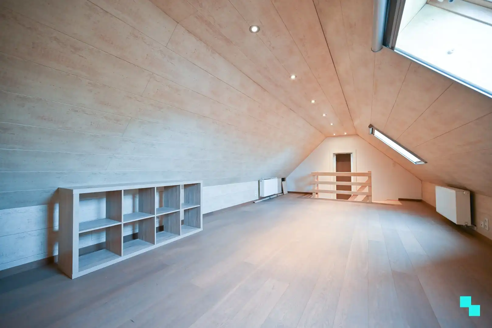 Duplexappartement te Sint-Eloois-Winkel met 2 slaapkamers foto 20