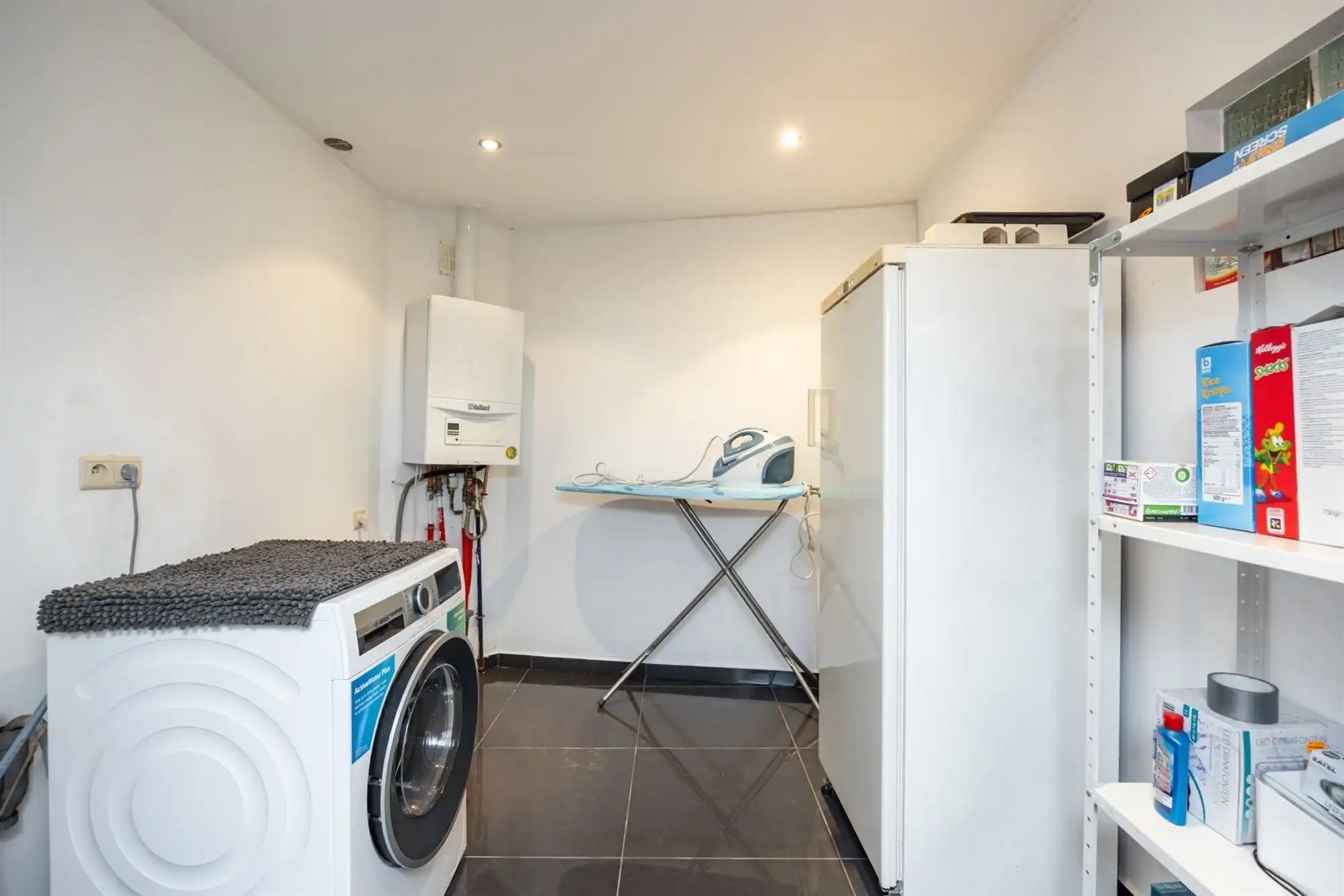 Volledig instapklaar huis met twee slaapkamers foto 9