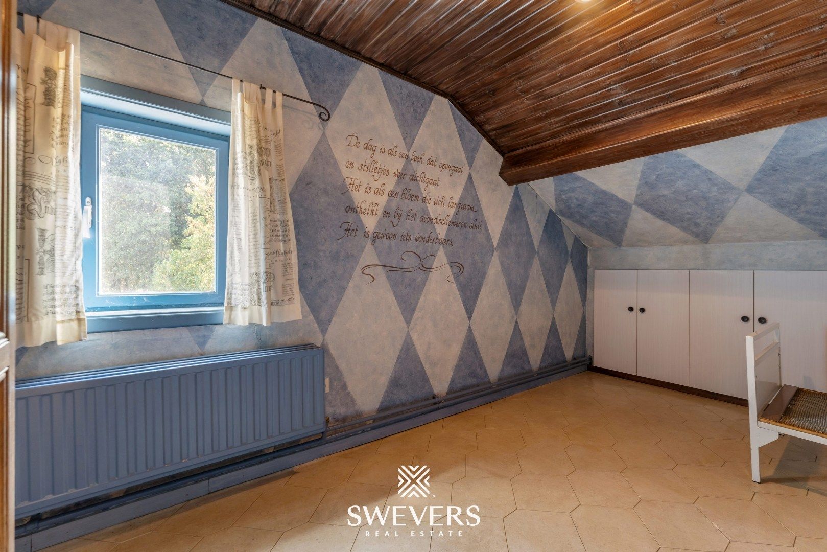 Ruime gezinswoning met 5 SLPK en veel potentieel in groene omgeving foto 16