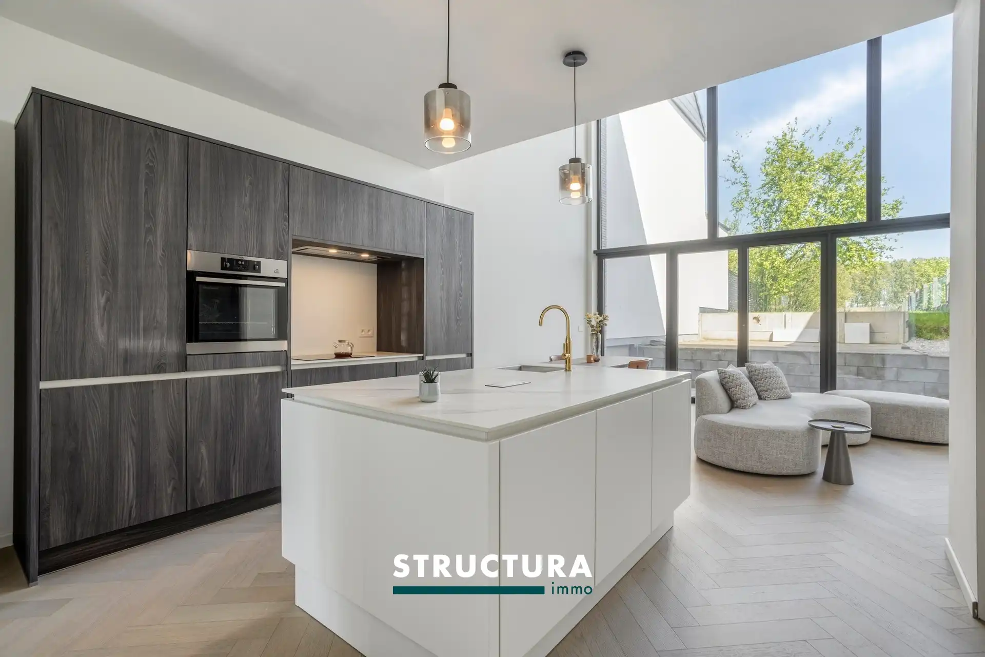 Totaal gerenoveerde woning in rustige, groene omgeving foto 4