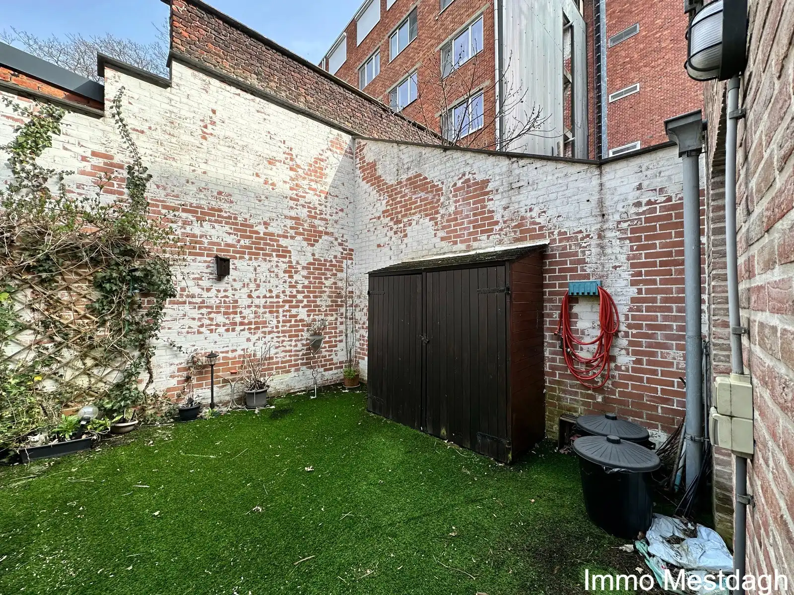 Charmant Gelijkvloers Appartement met Ruim Terras in Hartje Diest. foto 15