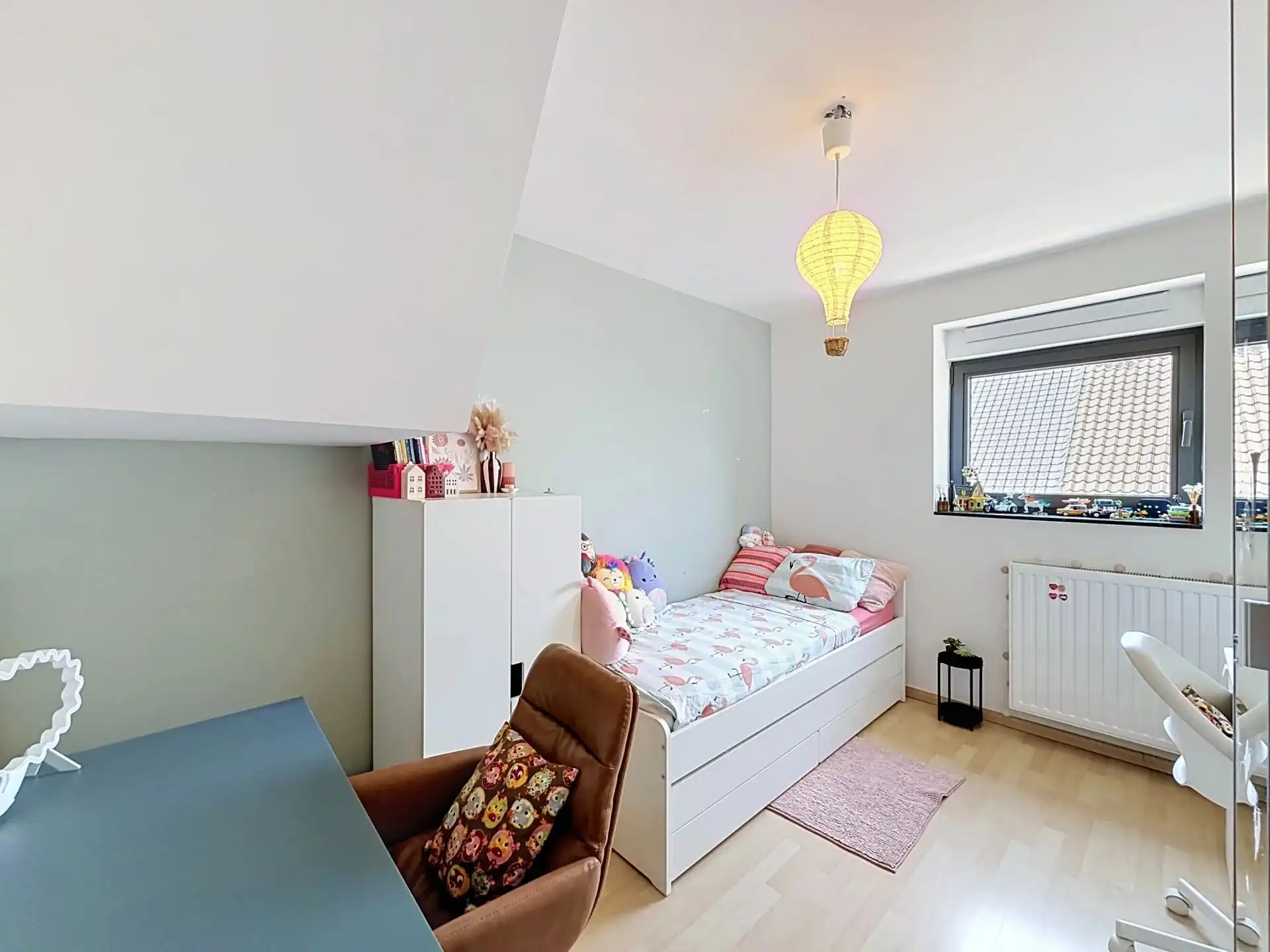 Luxe triplex met dubbele garage, 5 slaapkamers en 2 badkamers  in hartje Mol centrum foto 29