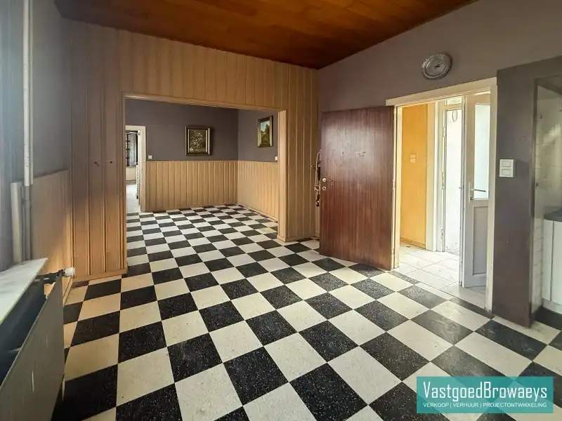 Centraal gelegen basiswoning met tuin en parkeergelegenheid foto 7