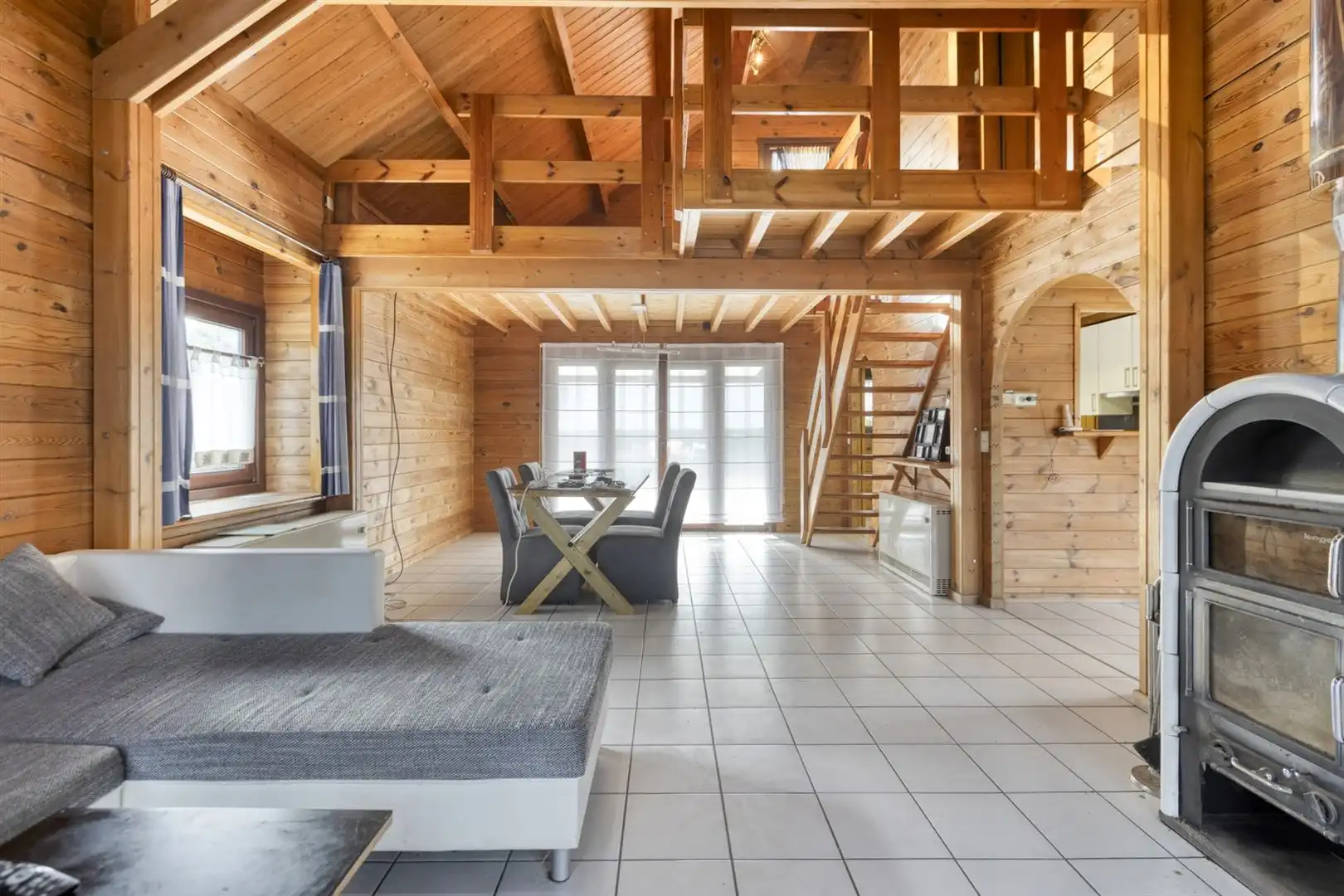 TE KOOP: Woning met magazijn te Heusden-Zolder!  foto 4