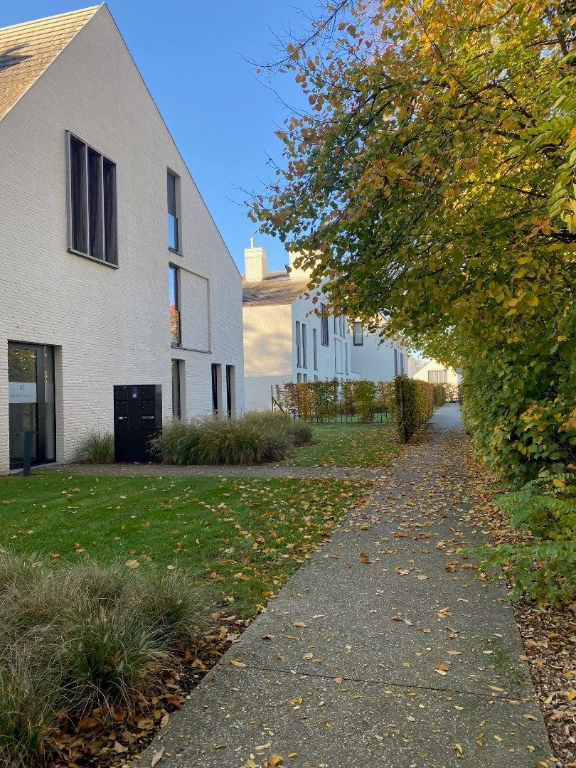 Instapklaar, luxueus, recent appartement in Park De Borchgrave te Olsene foto 3