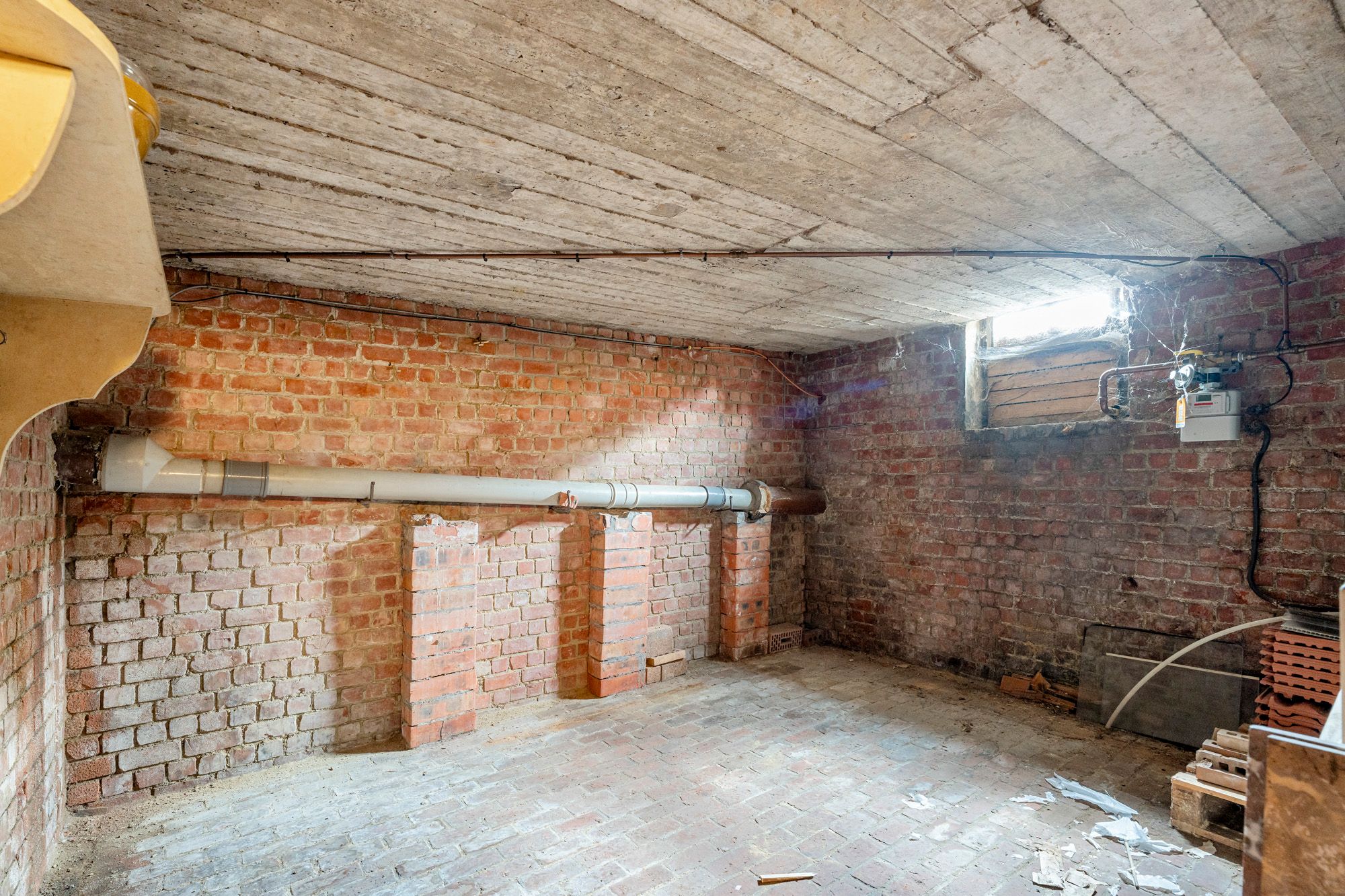 Totaal te renoveren rijwoning voor € 340.000 foto 29