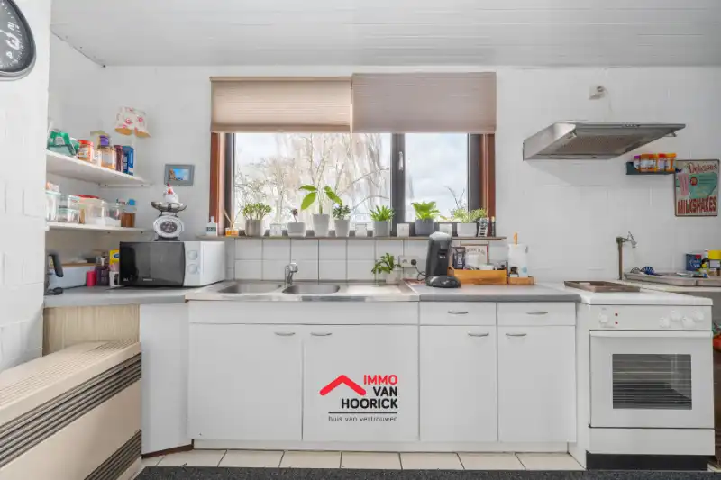 Te renoveren woning op 1369m² grondoppervlak!! foto 10