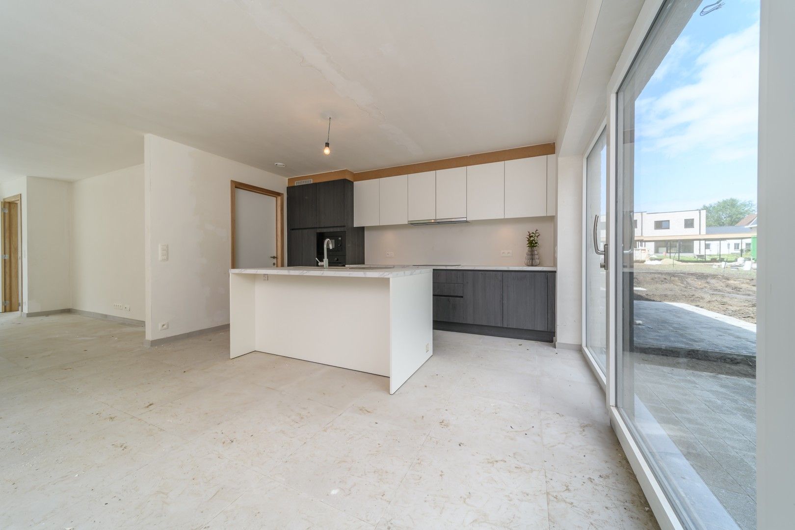 Nieuwbouwwonig met eigen parkeerplaats te Haaltert foto 5