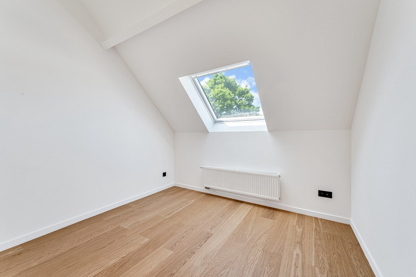 Prachtige gezinswoning met mooie tuin foto 20