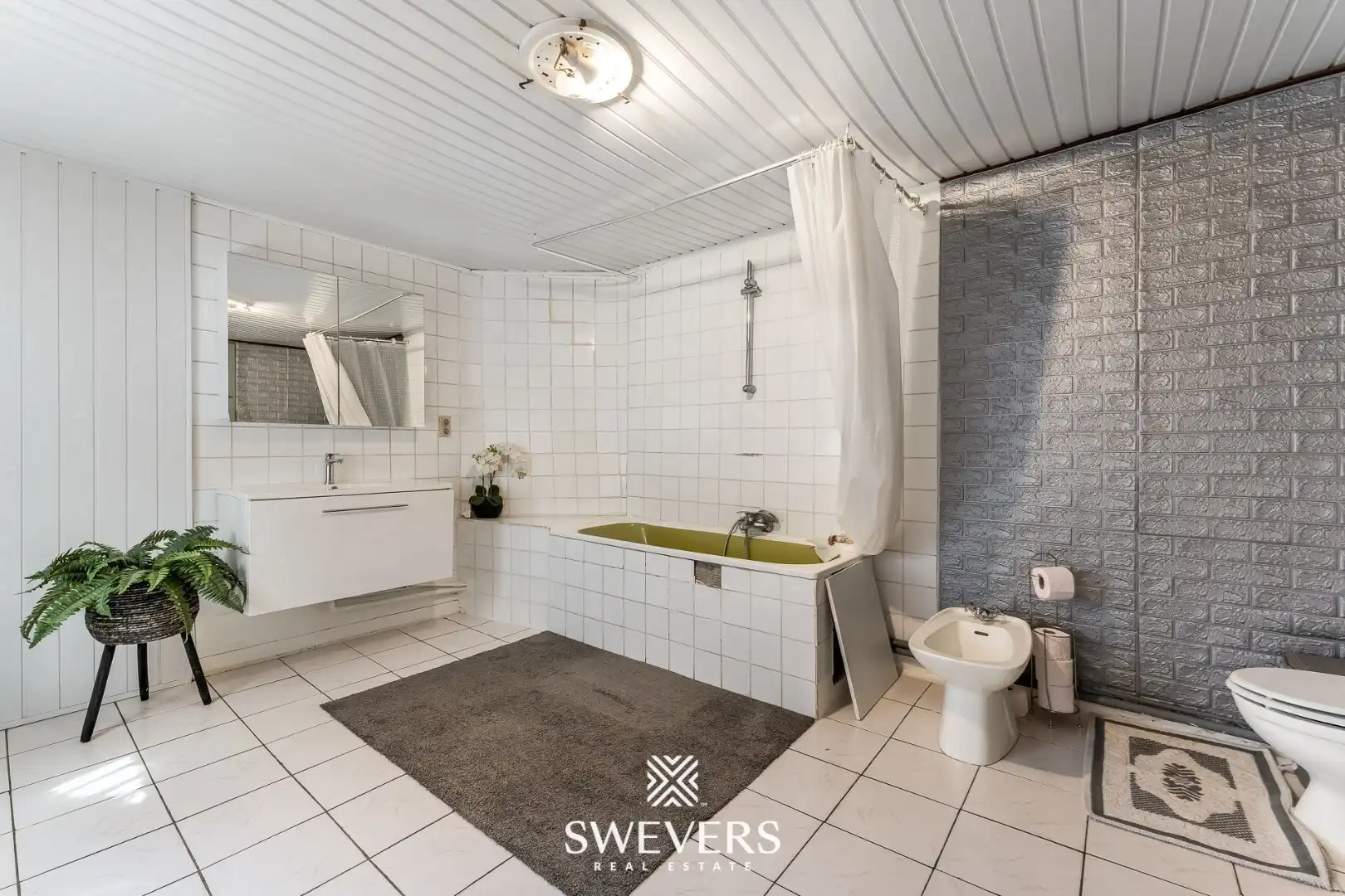 Ruime gezinswoning met 4 slaapkamers in hartje Leopoldsburg  foto 20