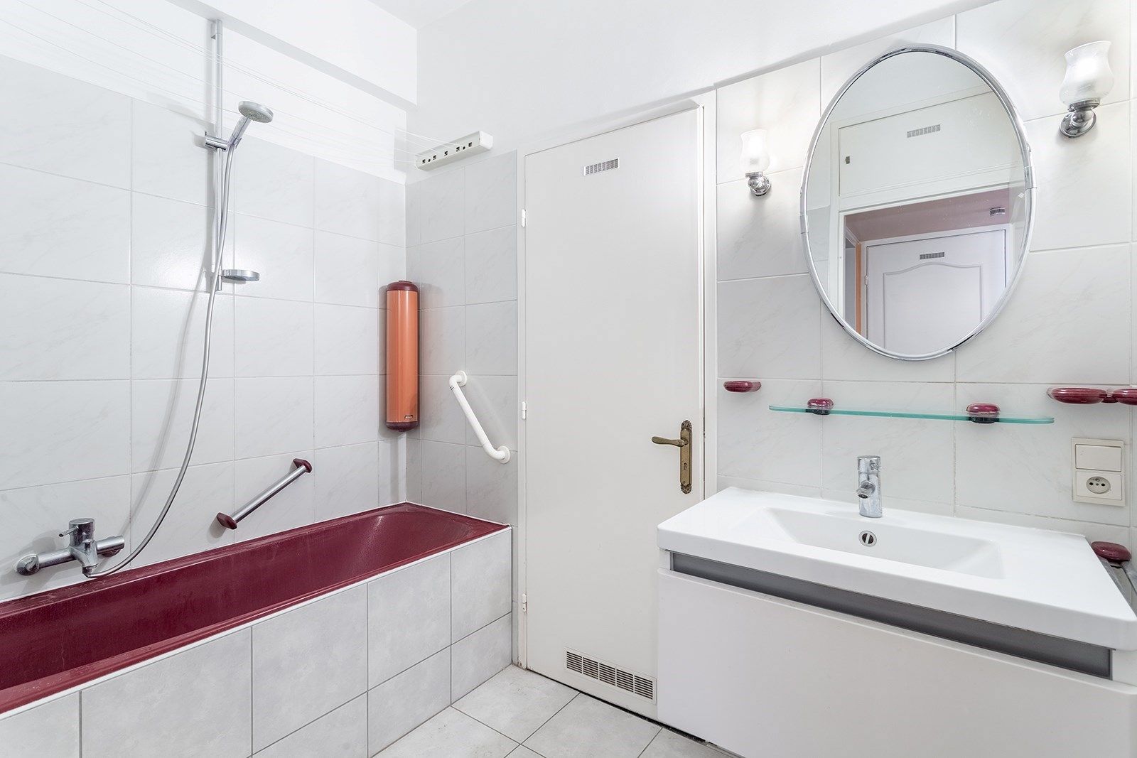 Prima onderhouden en ruim 3-slaapkamer appartement (115 m²)!  foto 12