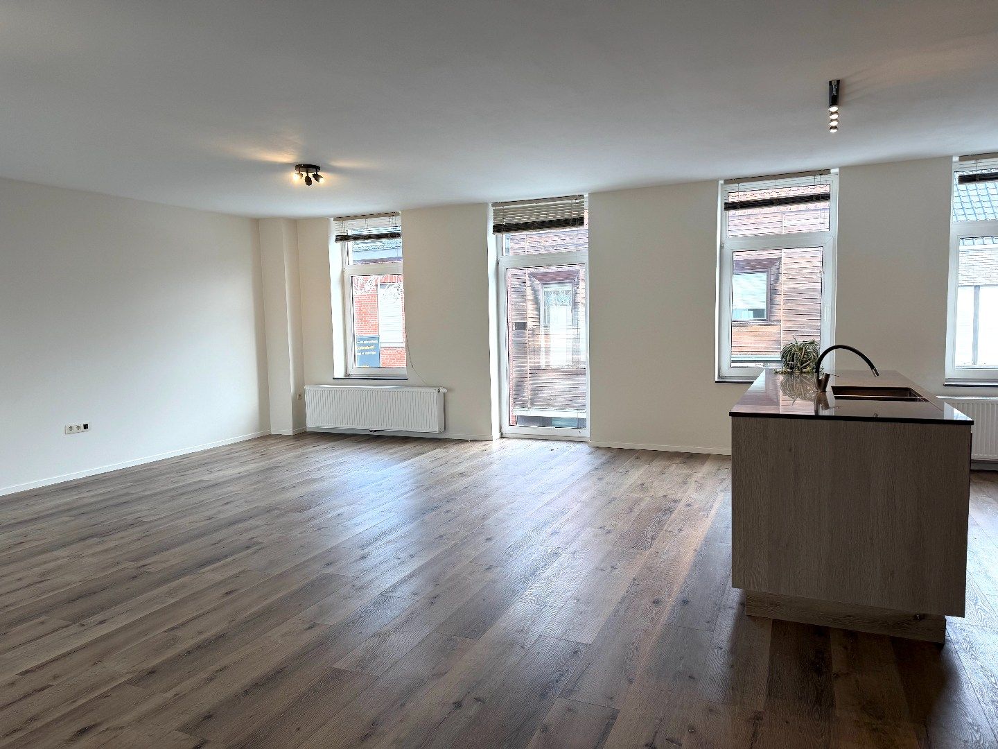 Prachtig, groot appartement in het centrum van Wevelgem! foto 3