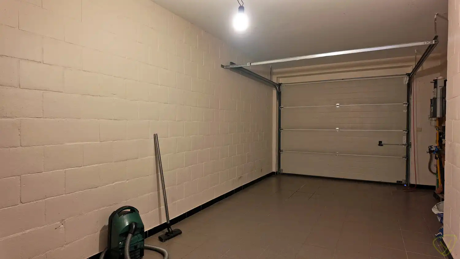 Moderne en gezellige gezinswoning gelegen te Adegem! foto 5