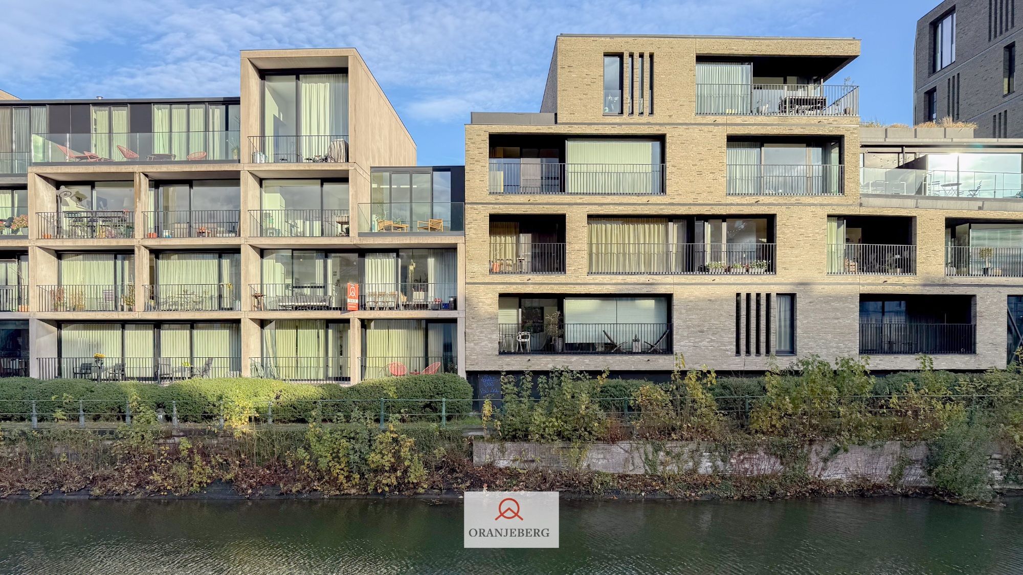 2 slk app met terras & uniek zicht op het water in centrum-Gent foto 39