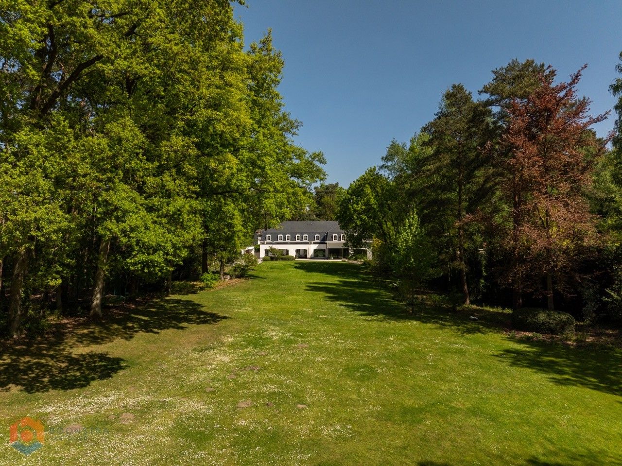 Prachtige en energiezuinige villa (1191 m² bewoonbaar) op een perceel van 3835 m² te Keerbergen foto 46