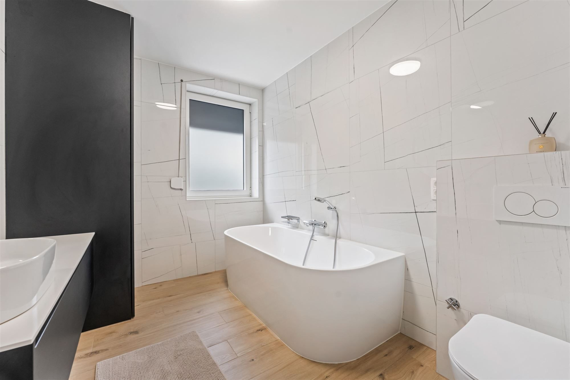 PRACHTIG AFGEWERKTE HOB MET 3 SLAAPKAMERS OP EEN PERCEEL VAN 3A50CA TE BERINGEN CENTRUM foto 19