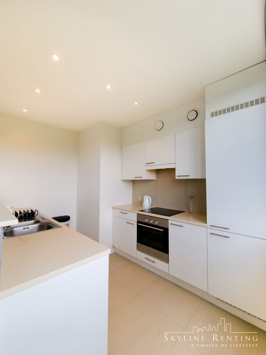 Fantastische gemeubeld 2 kamers PENTHOUSE (Ter Kameren Bos) foto 13