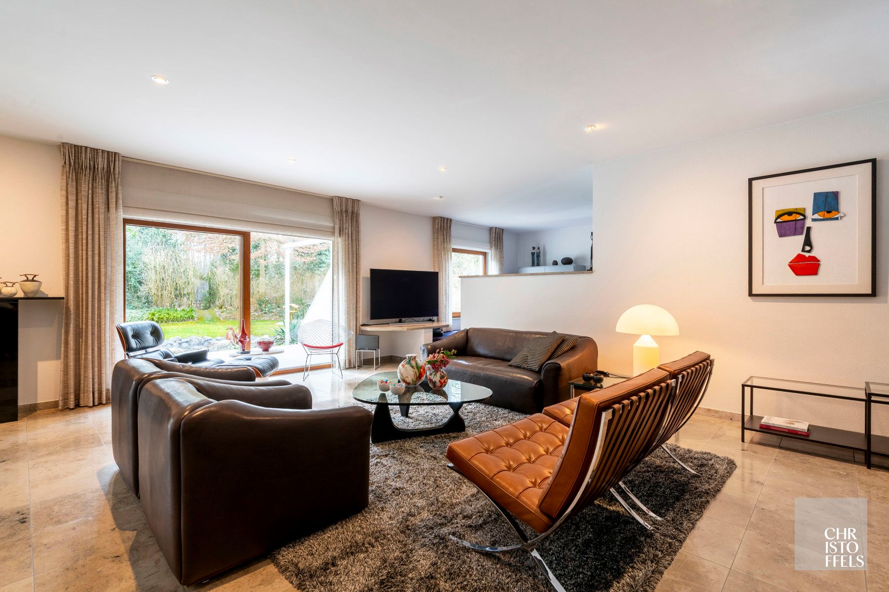 Villa van 496 m² met kantoren op een uniek perceel van 2.400 m²! foto 7