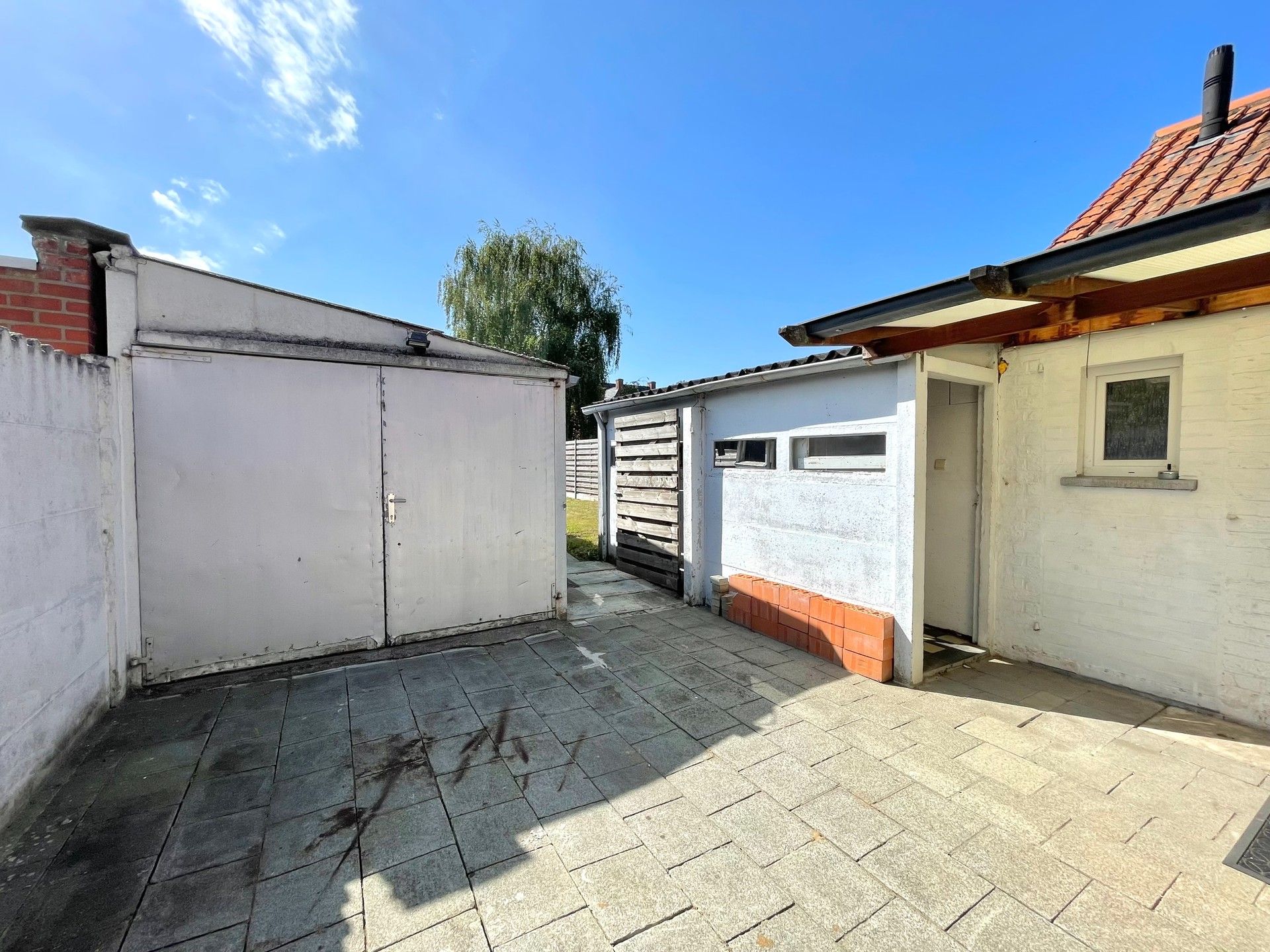 WONING MET TUIN & GARAGE op 433 m² foto 21