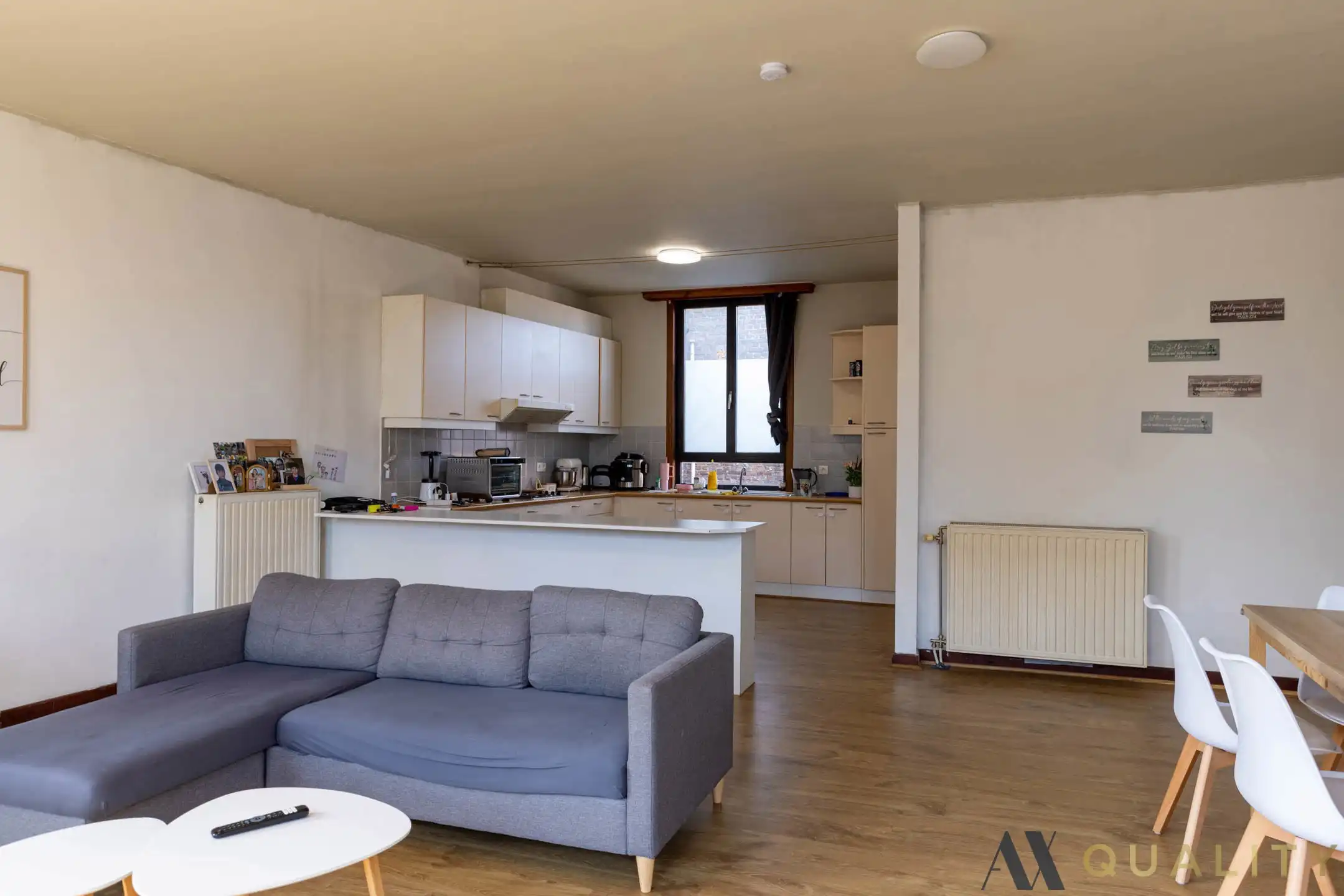 Ruim appartement met 3 slaapkamers en open keuken foto 3