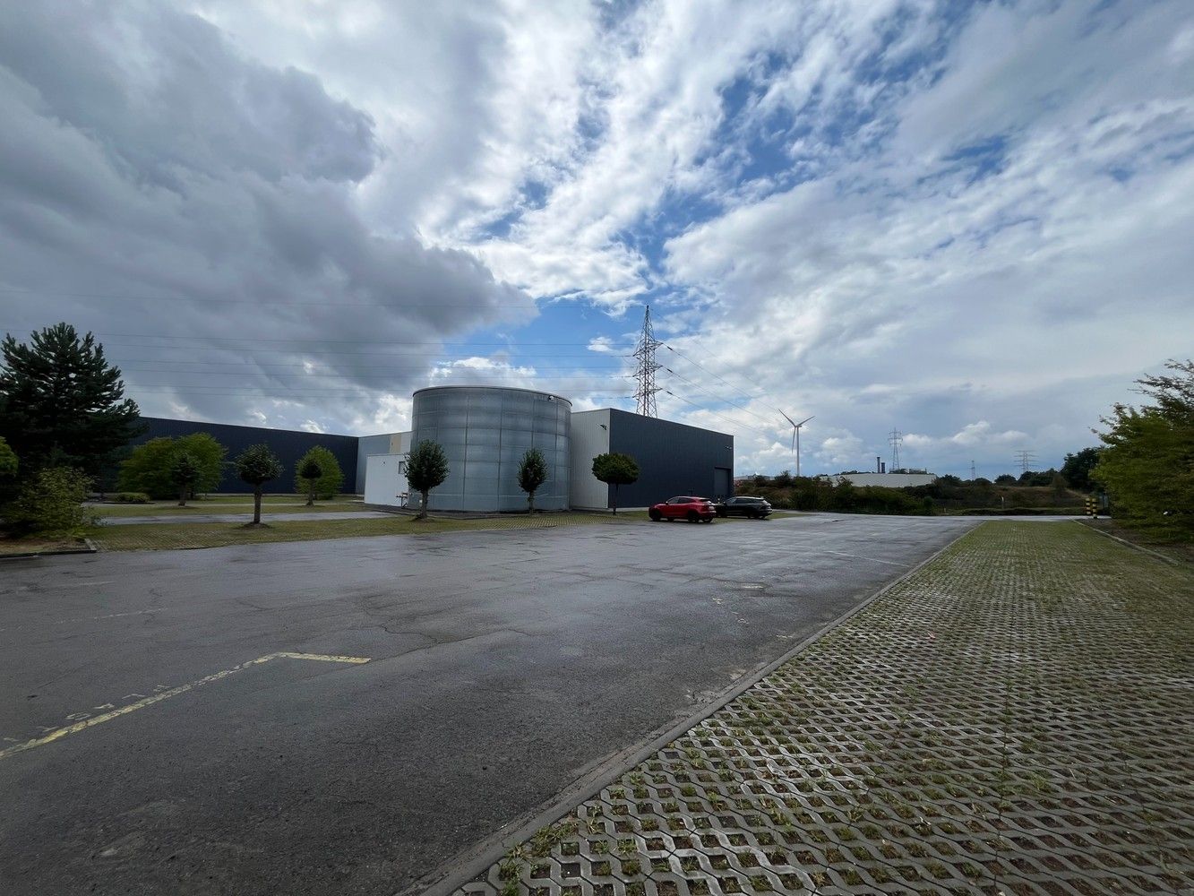 7012m² magazijn met luifel foto 28