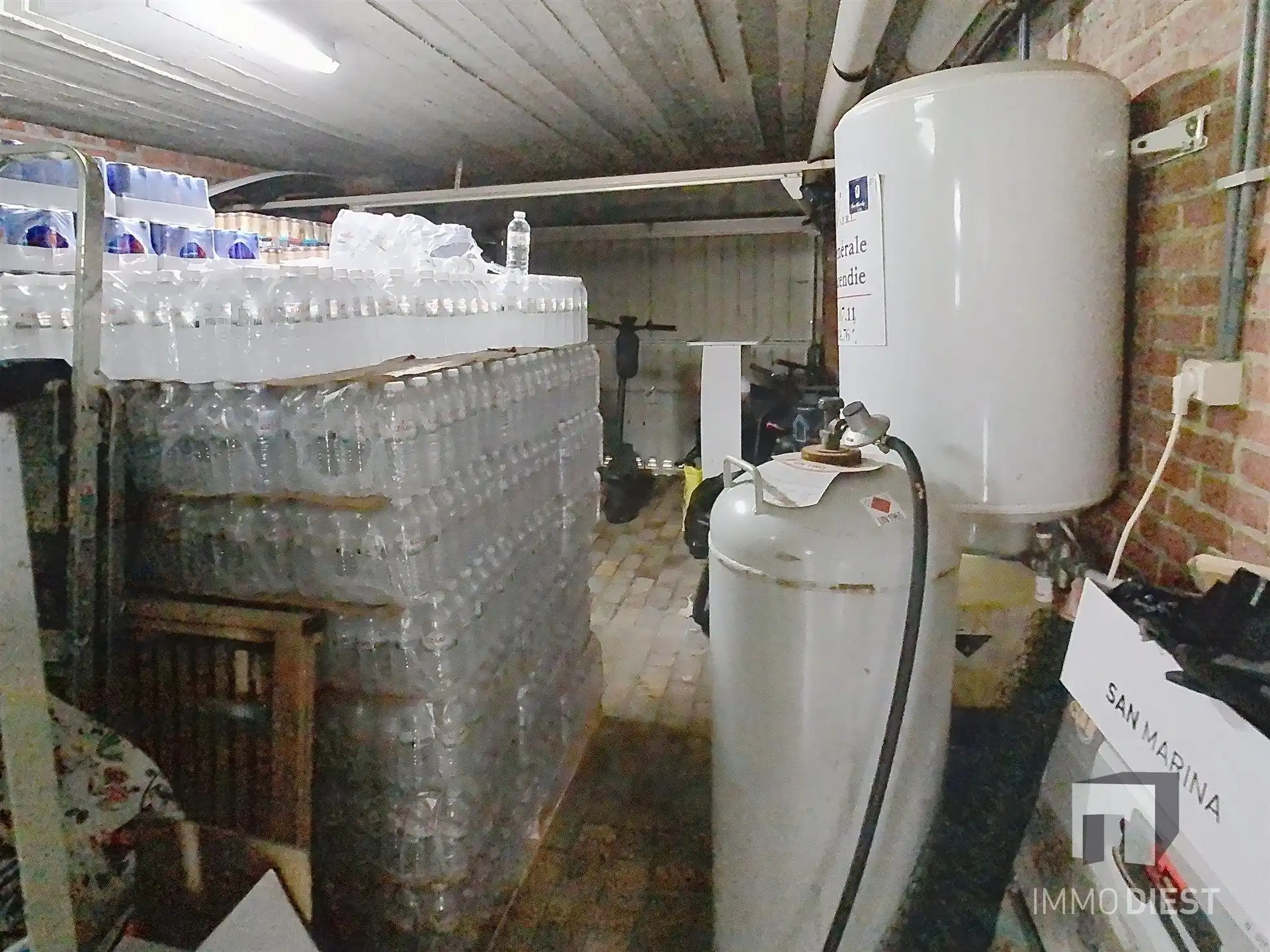 Twee vergunde woningen in één klap foto 19