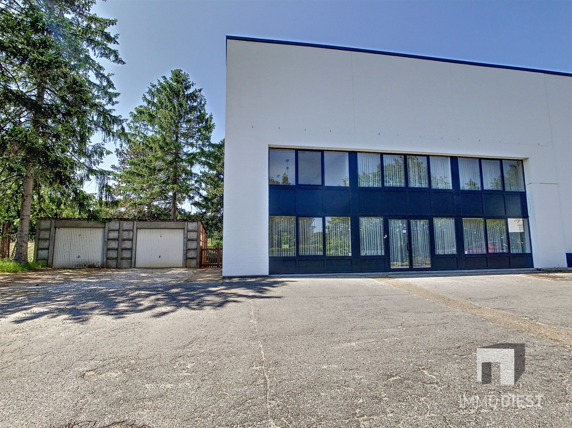 Appartement eerste verdieping foto 2