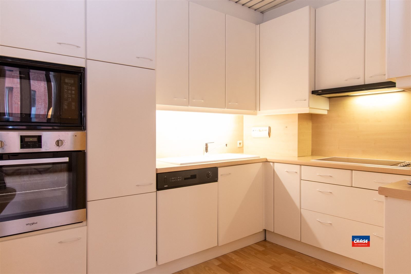 Appartement met één slaapkamer, terras en garagebox foto 5