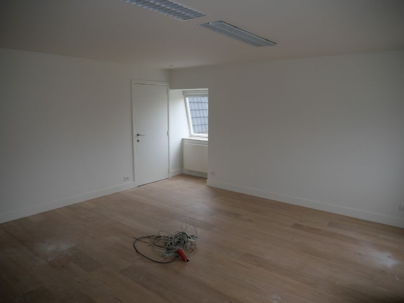 Instapklare kantoorruimte te huur van 25 m² met goede zichtlocatie foto 3