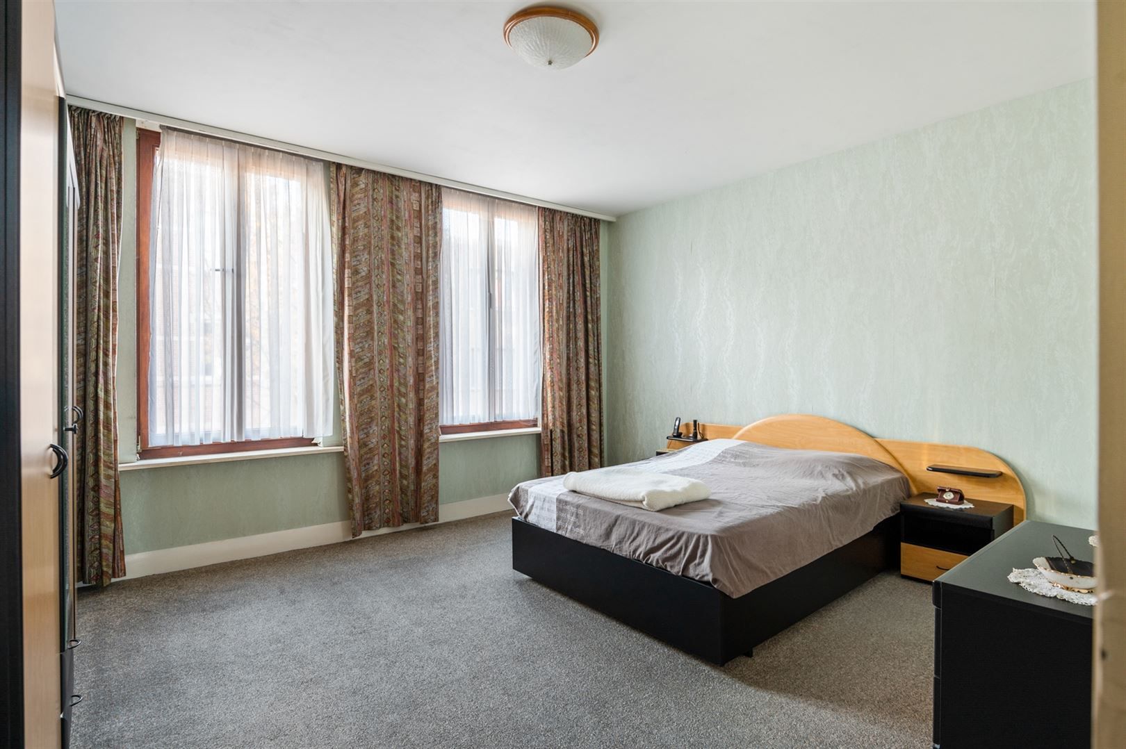 Te renoveren burgerwoning met 3 à 4 slaapkamers en tuin. foto 12