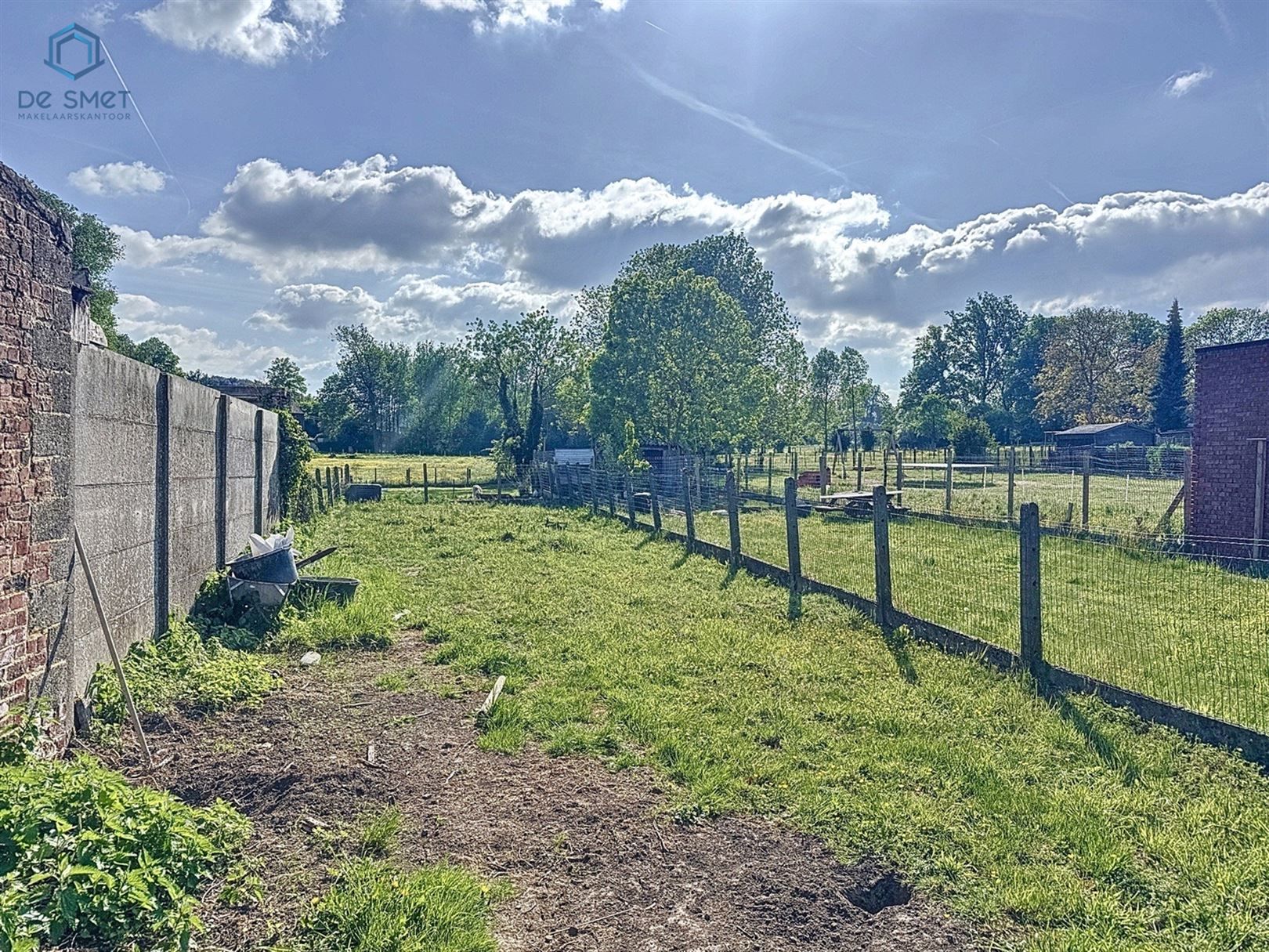 Grotendeels gerenoveerde woning met 3 slks foto 2