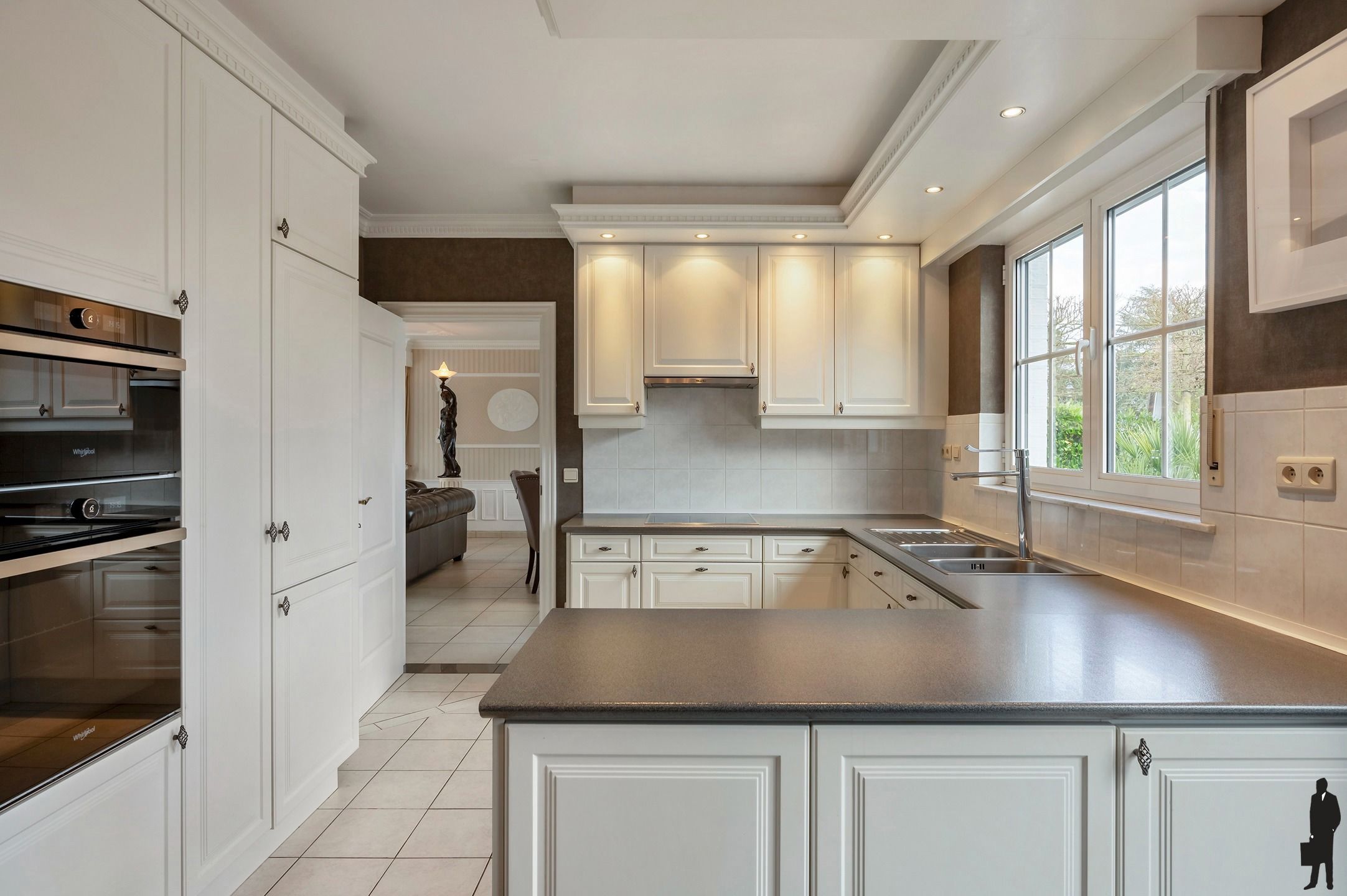 Buitengewone villa met 3 slpk. op 2.101m² nabij Postel foto 18