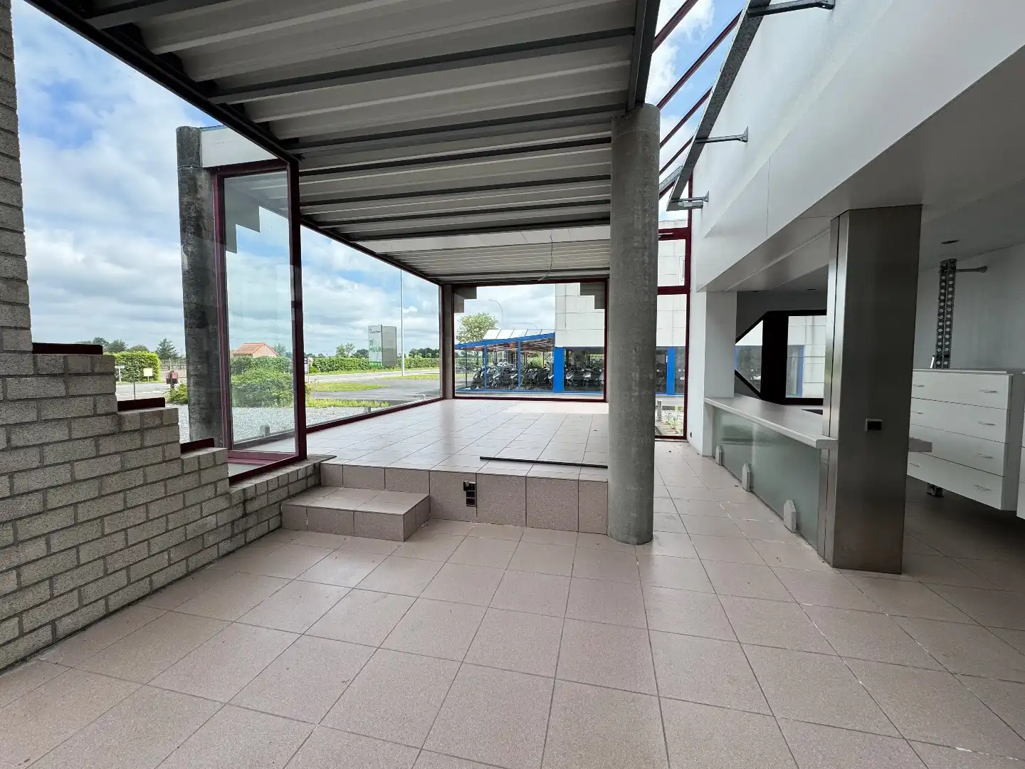 Handelspand met woonst te Ichtegem  foto 4