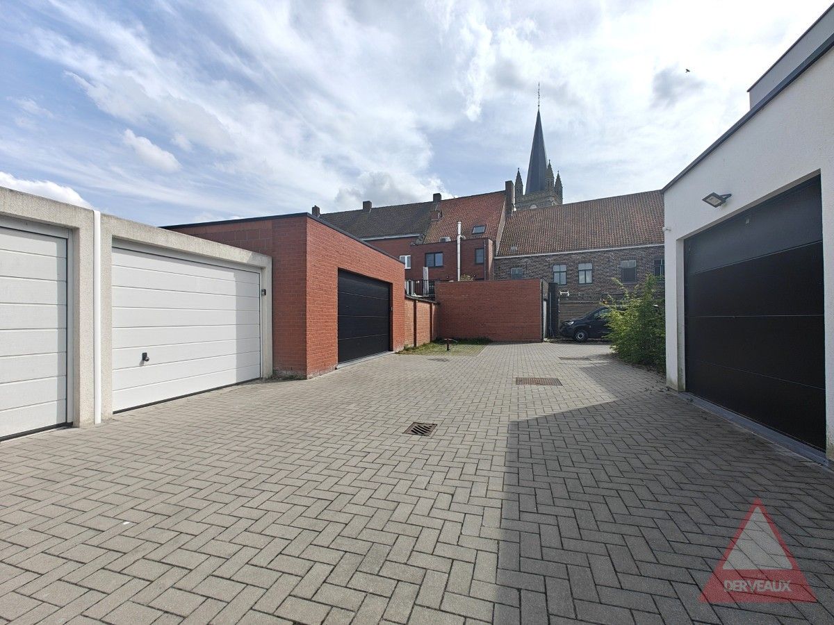 Hooglede – Garage te koop in het centrum foto 3