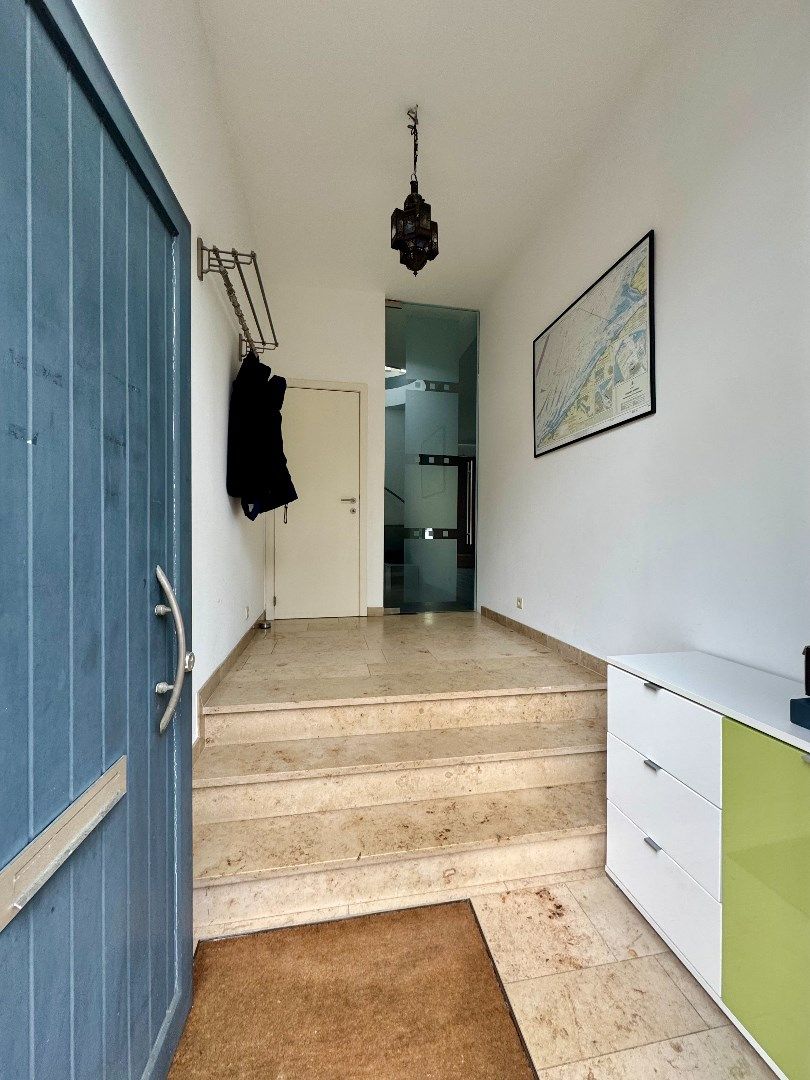 Prima onderhouden woning in centrum Eppegem. foto 2