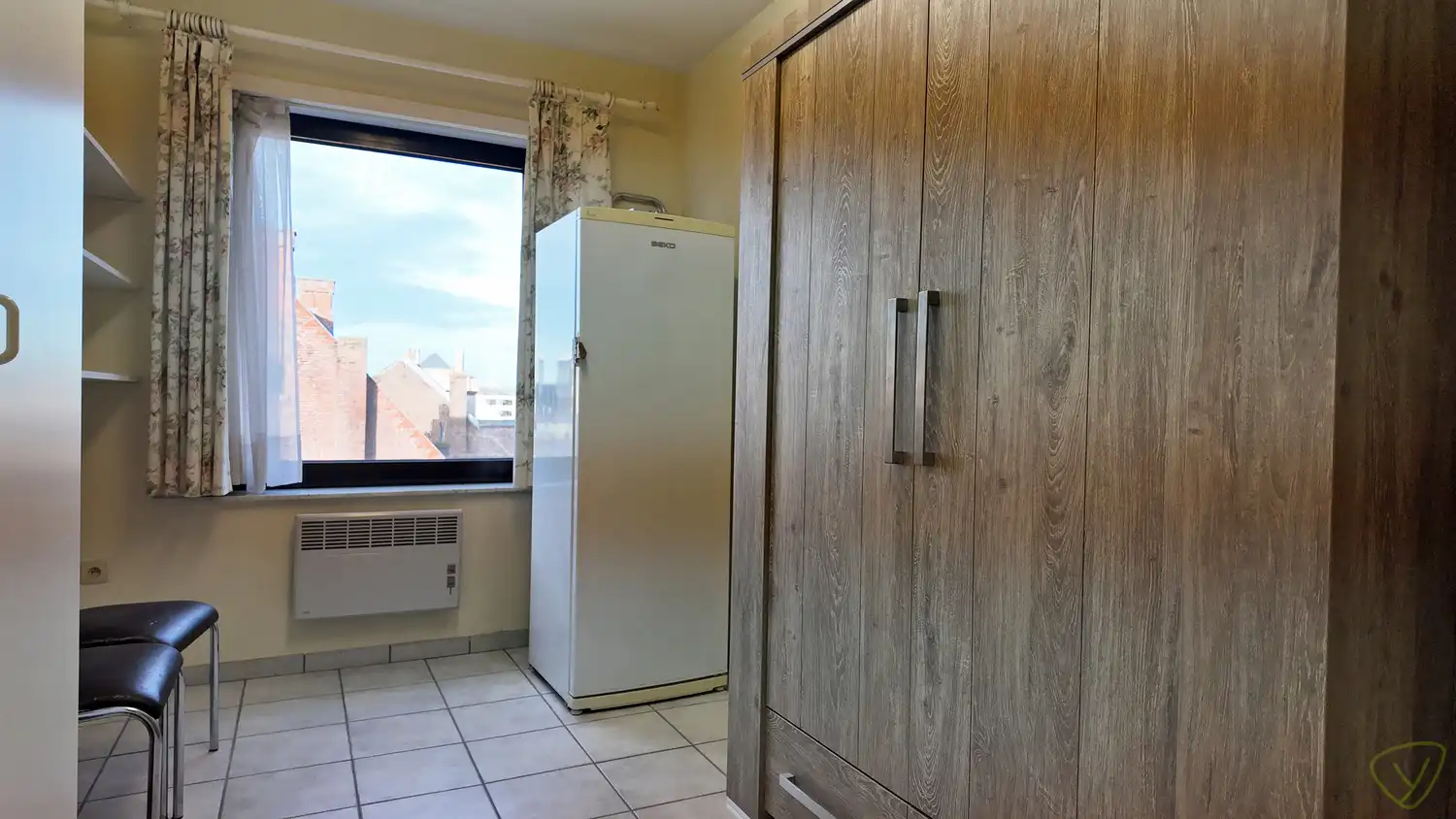 Ruim en lichtrijk appartement met lift en terras in residentie “Mozart” te Eeklo! foto 26